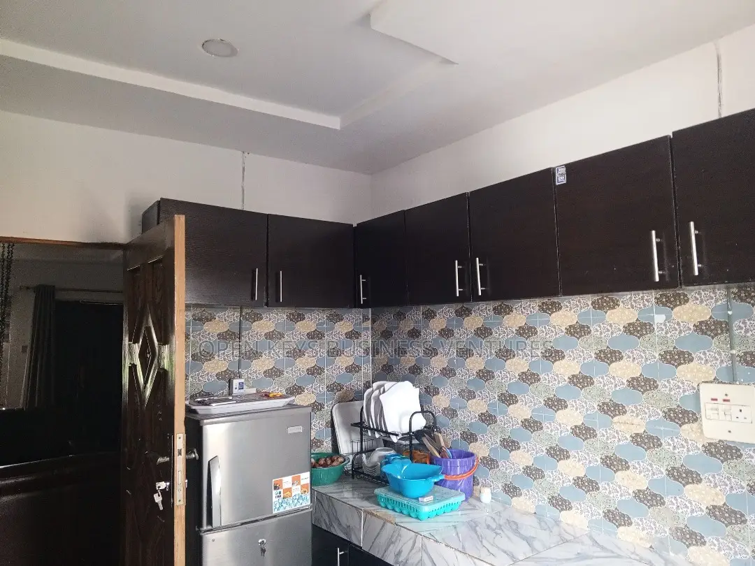 2bdrm Block of Flats in Elebu, Akala Express for sale in Akala Express