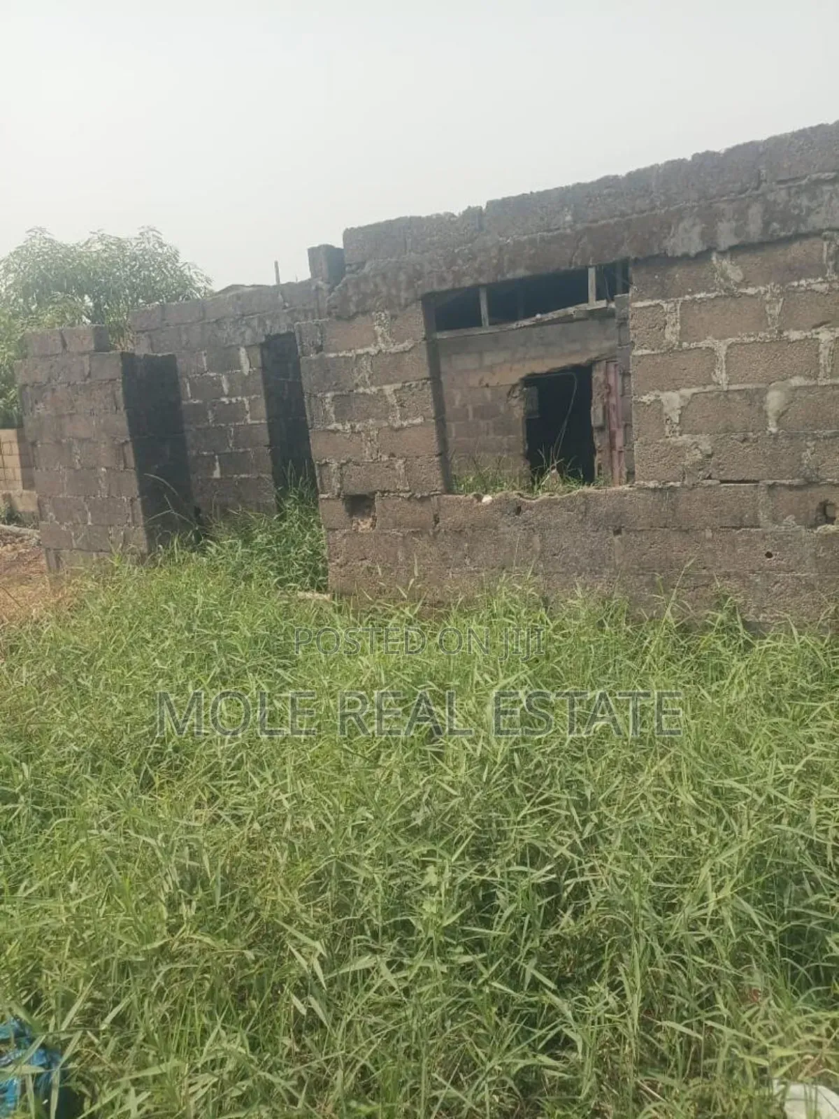 Half Plot of Land Oko Filling Off Lanre Bstop Lasu RD in Ikotun / Ikotun/Igando
