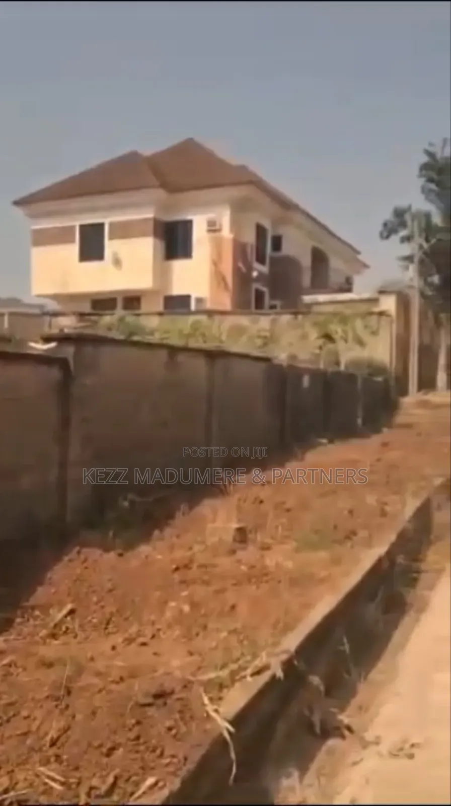 For Sale: 1000 Sqmts, Republic Est , Independence Layout, in Enugu