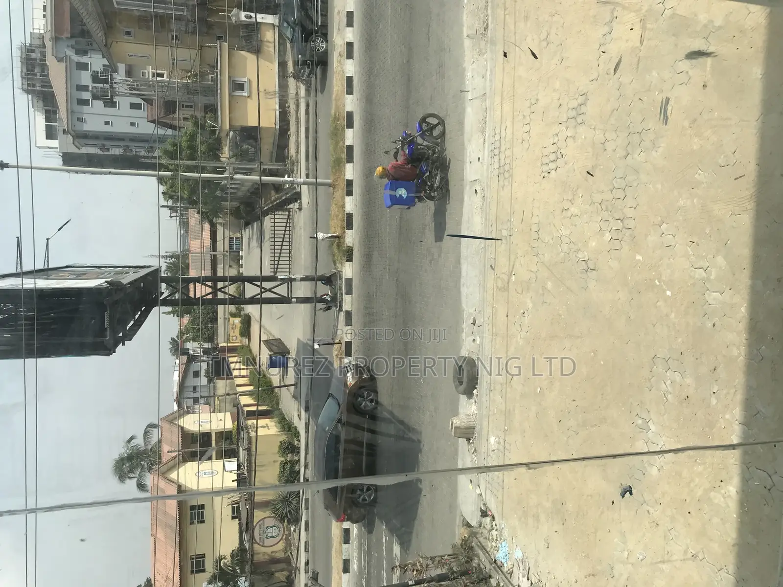 Shop Showroom for Rent at Lekki Phase1, in Lekki Phase 1