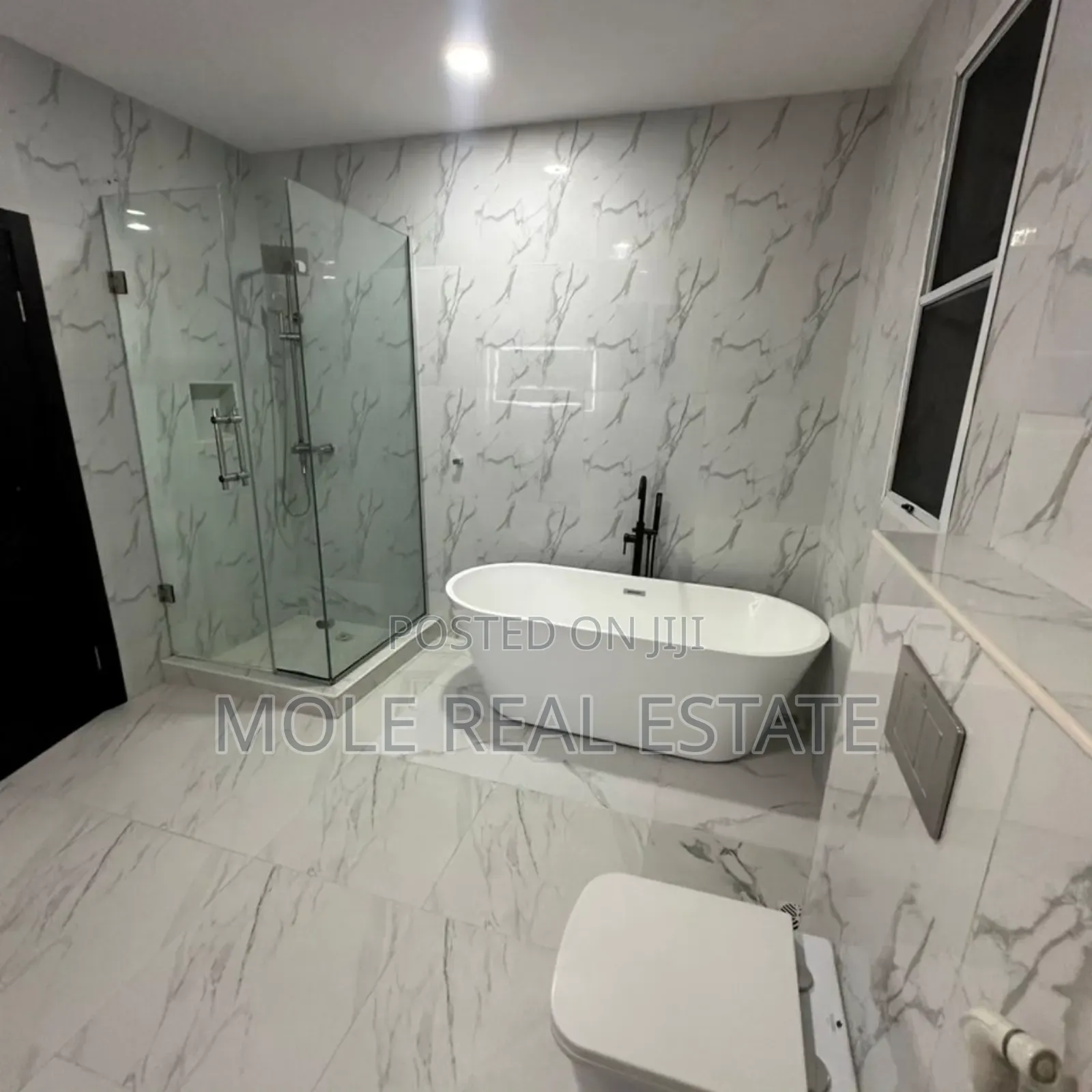 3bdrm Block of Flats in Park View, Ago Palace for sale in Ago Palace
