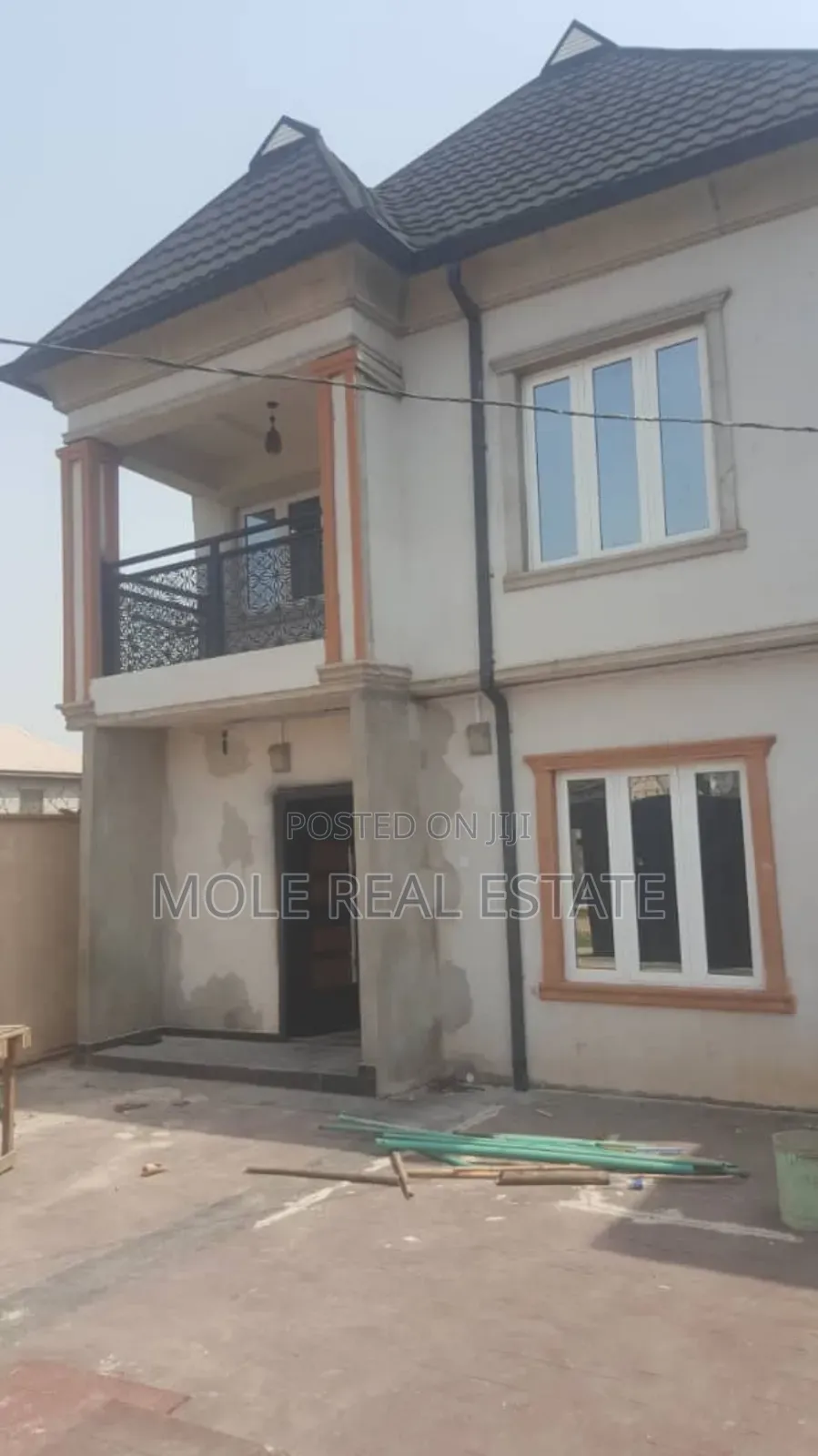 Distress Sales 10 Unit of Solid Flats Majaland Ayobo Lagos in Ayobo