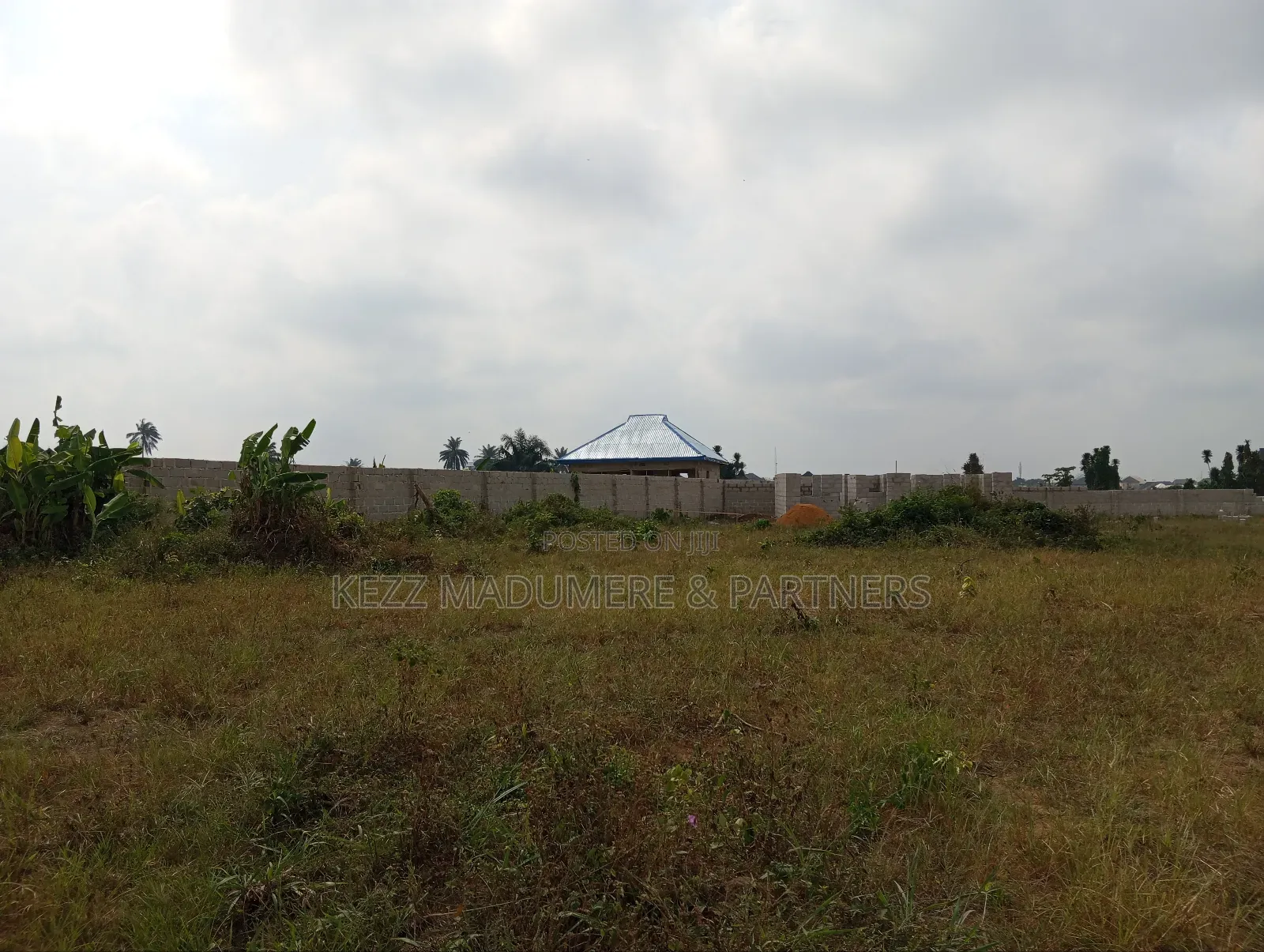 For Sale : 41⁄2 Fenced Plots Near Ikwere Rd Near Happybite in Port-Harcourt