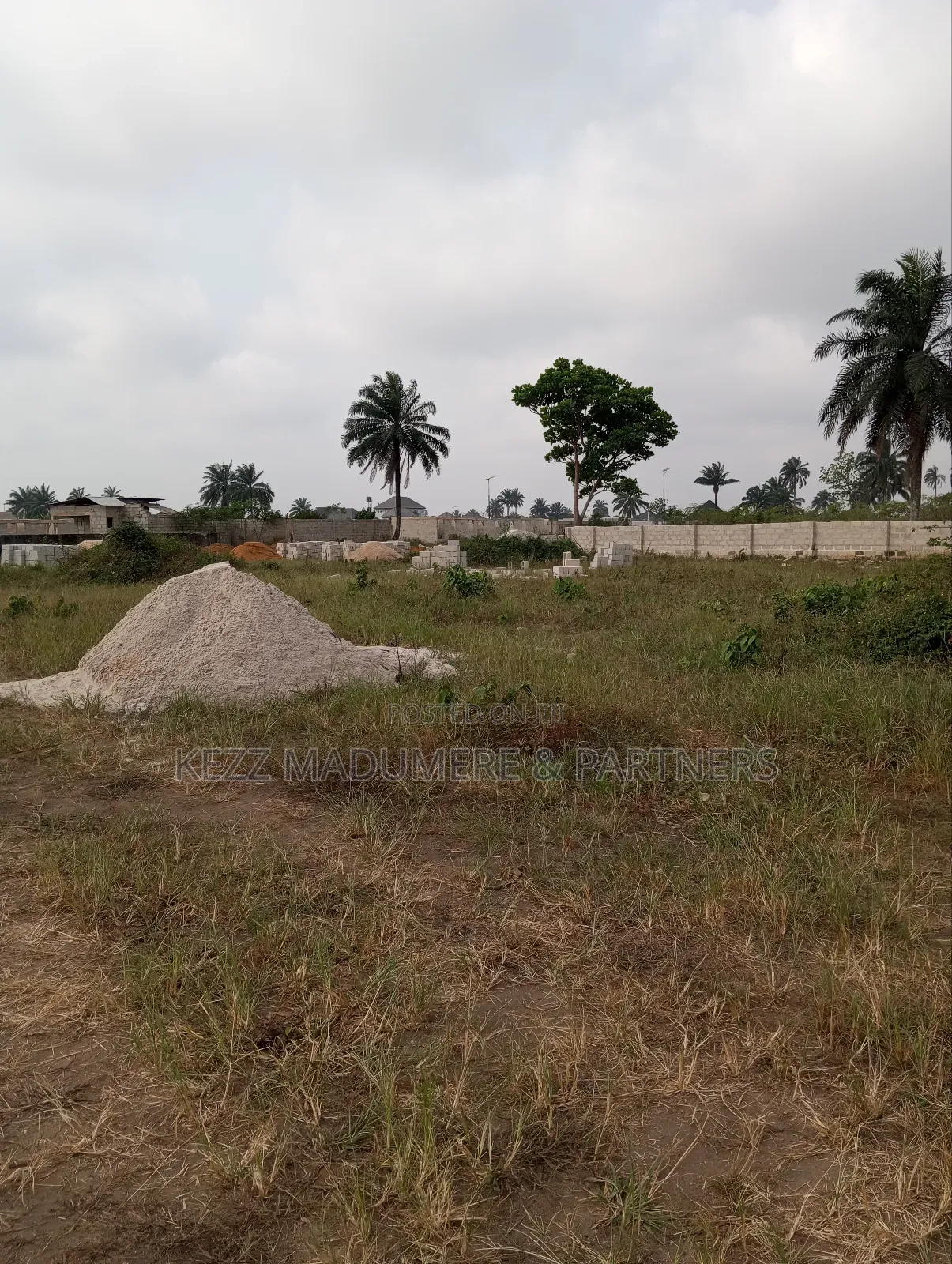 For Sale: 3 Plots Near Near Nepa, Sars Road in Port-Harcourt
