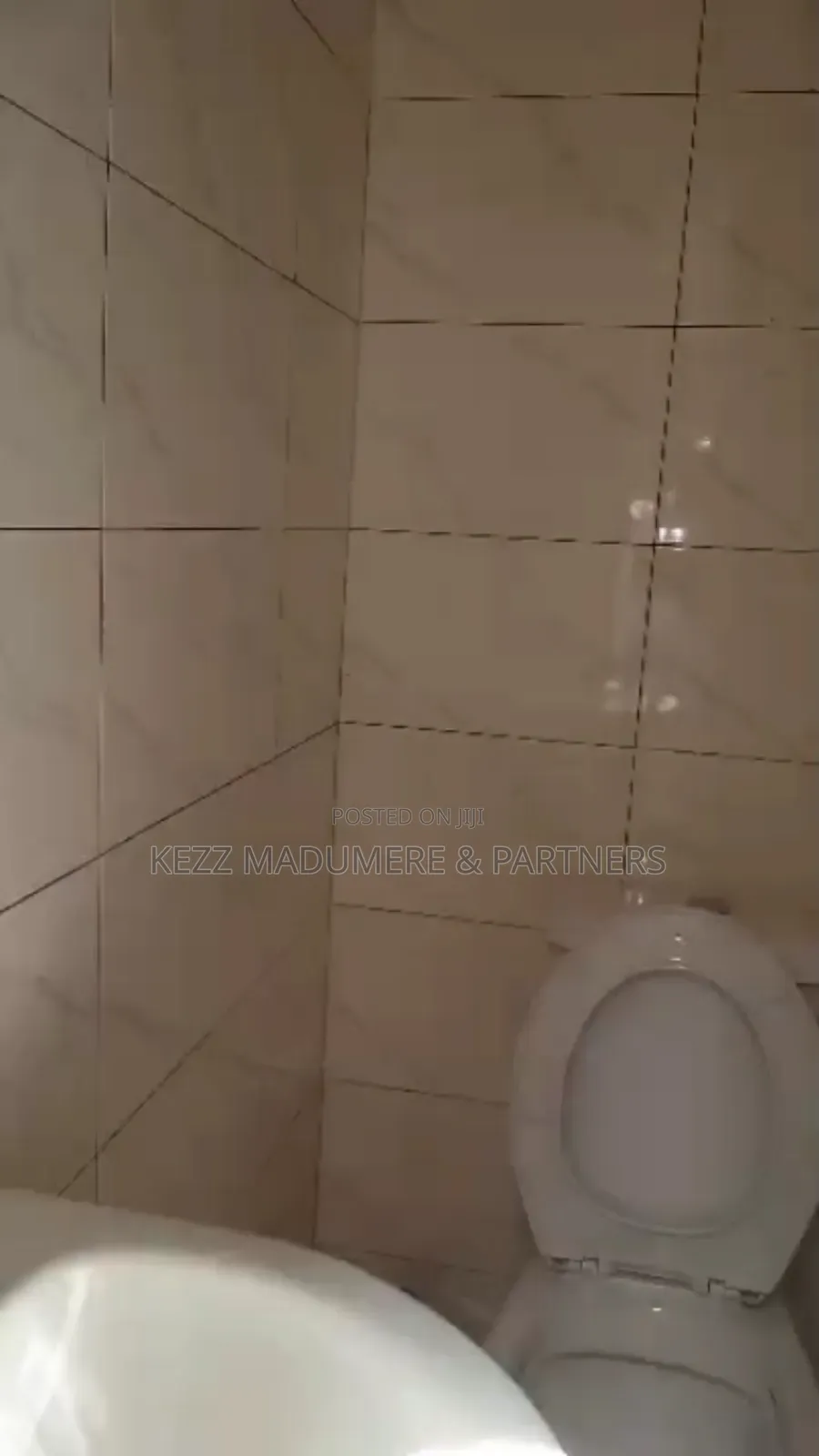 3bdrm Bungalow in World Bank, Area L, for sale in Owerri