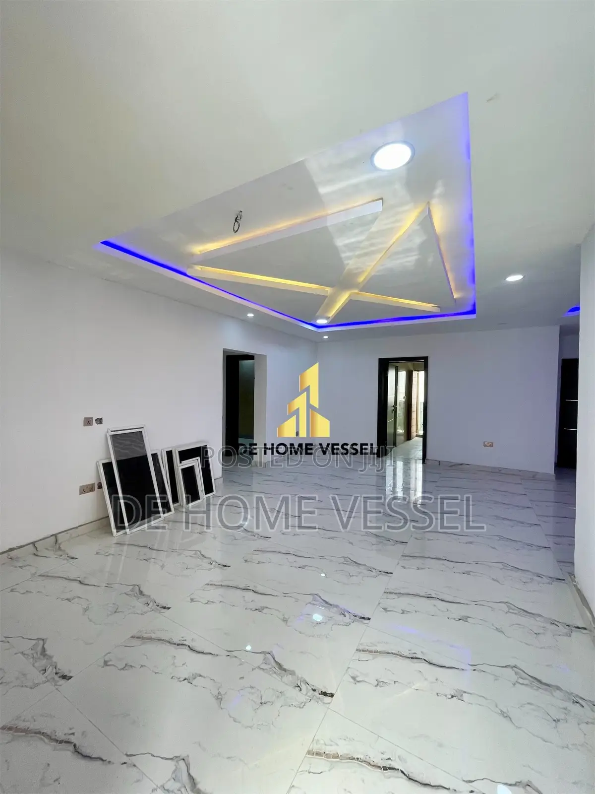 2bdrm Block of Flats in Lekki Phase 1 for sale in Lekki Phase 1