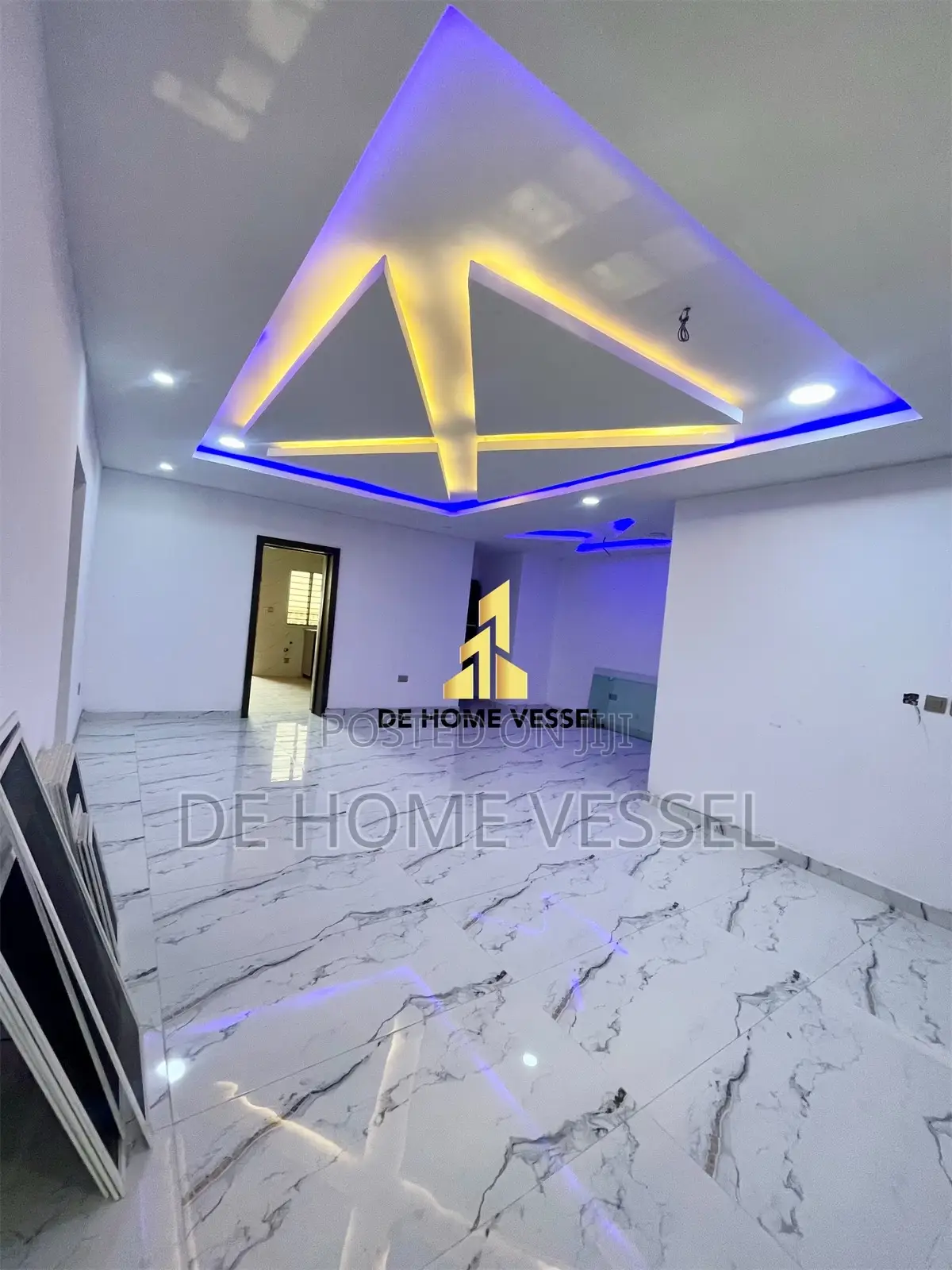 2bdrm Block of Flats in Lekki Phase 1 for sale in Lekki Phase 1