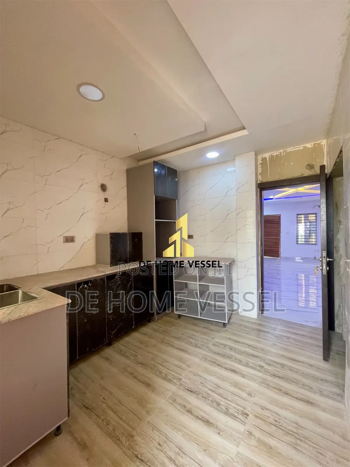 2bdrm Block of Flats in Lekki Phase 1 for sale in Lekki Phase 1