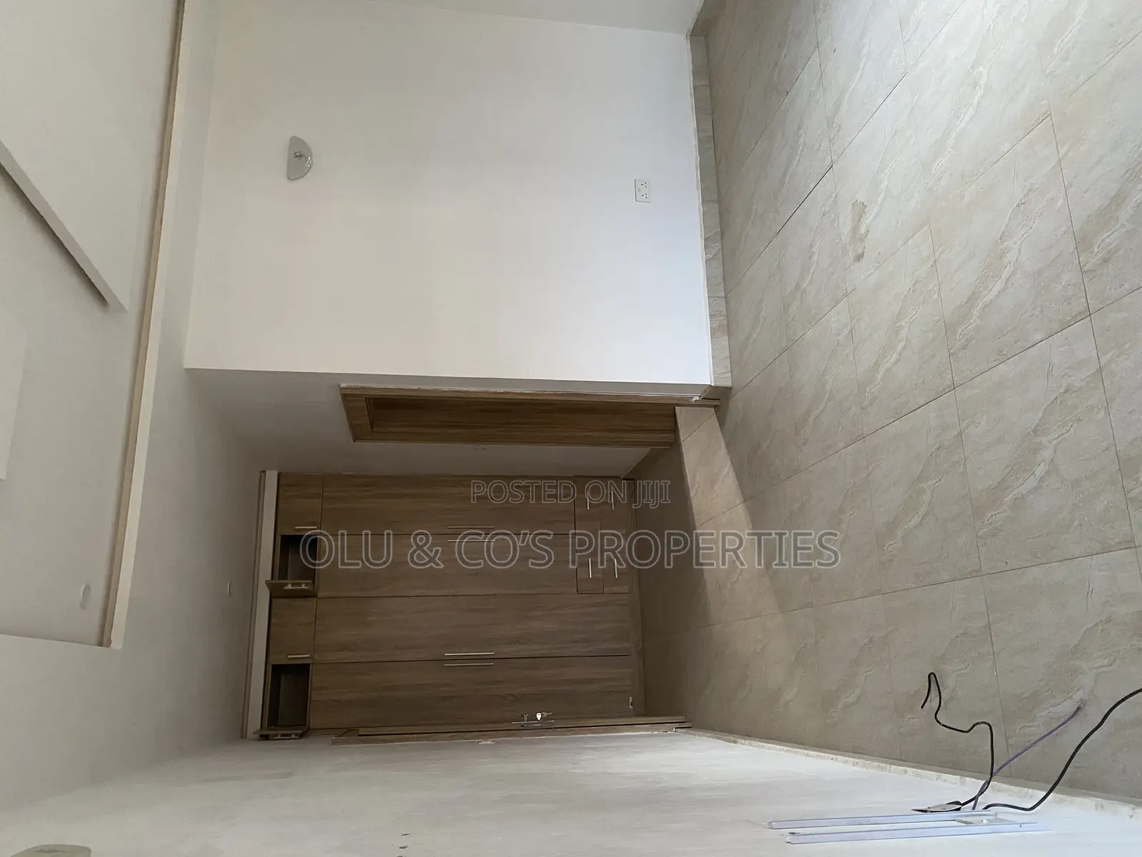 4bdrm Duplex in An Estate Nut for sale in Lugbe District