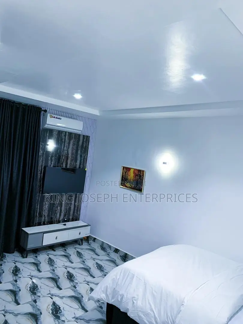 Luxury 4bedroom Apartment Duplex Wuye in Wuye