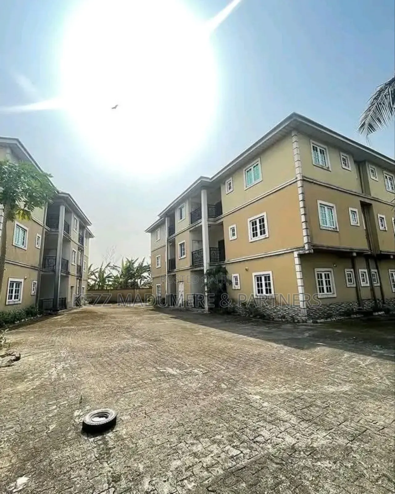 12bdrm Block of Flats in Off Nta Road, Port for sale in Port-Harcourt