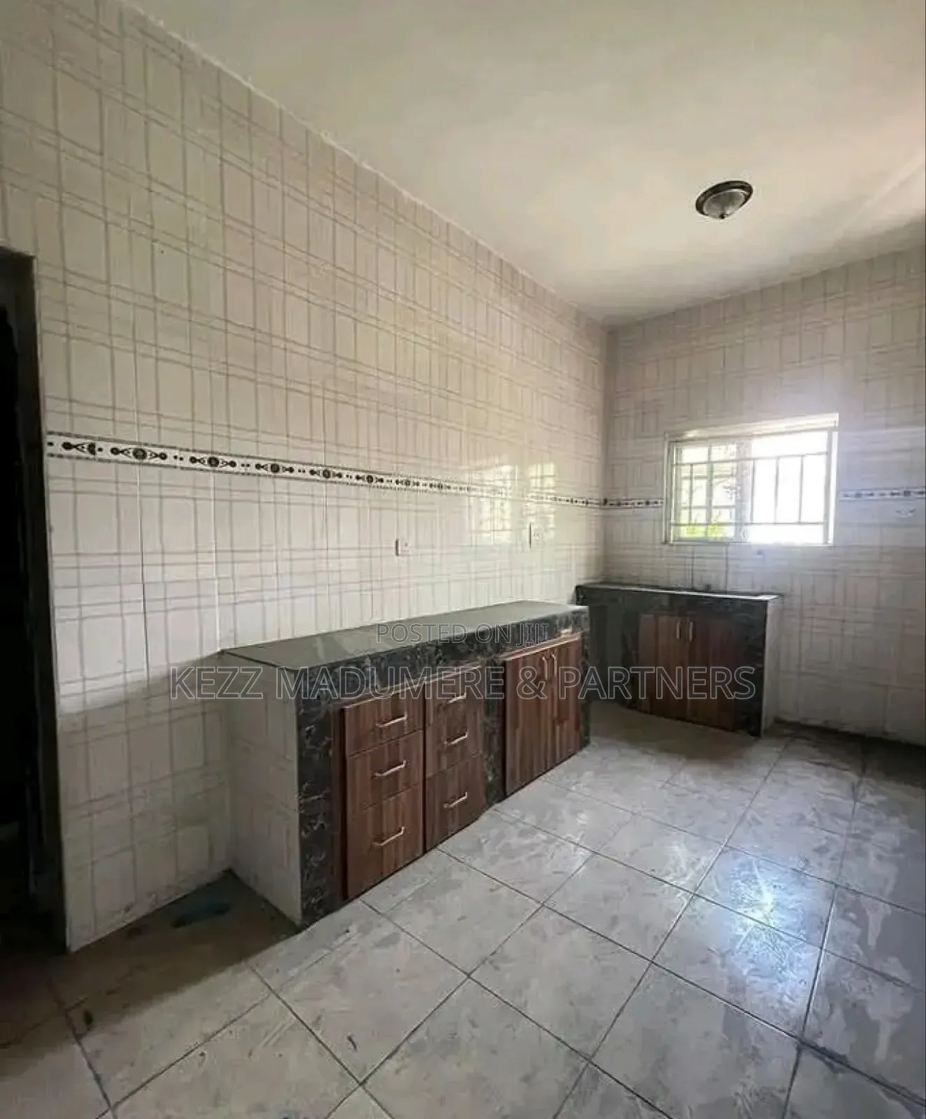 12bdrm Block of Flats in Off Nta Road, Port for sale in Port-Harcourt