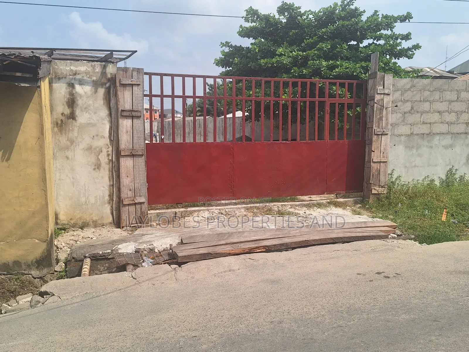 For Sale: 1.5 Plots Off Stadium Road, Port Harcourt in Obio-Akpor