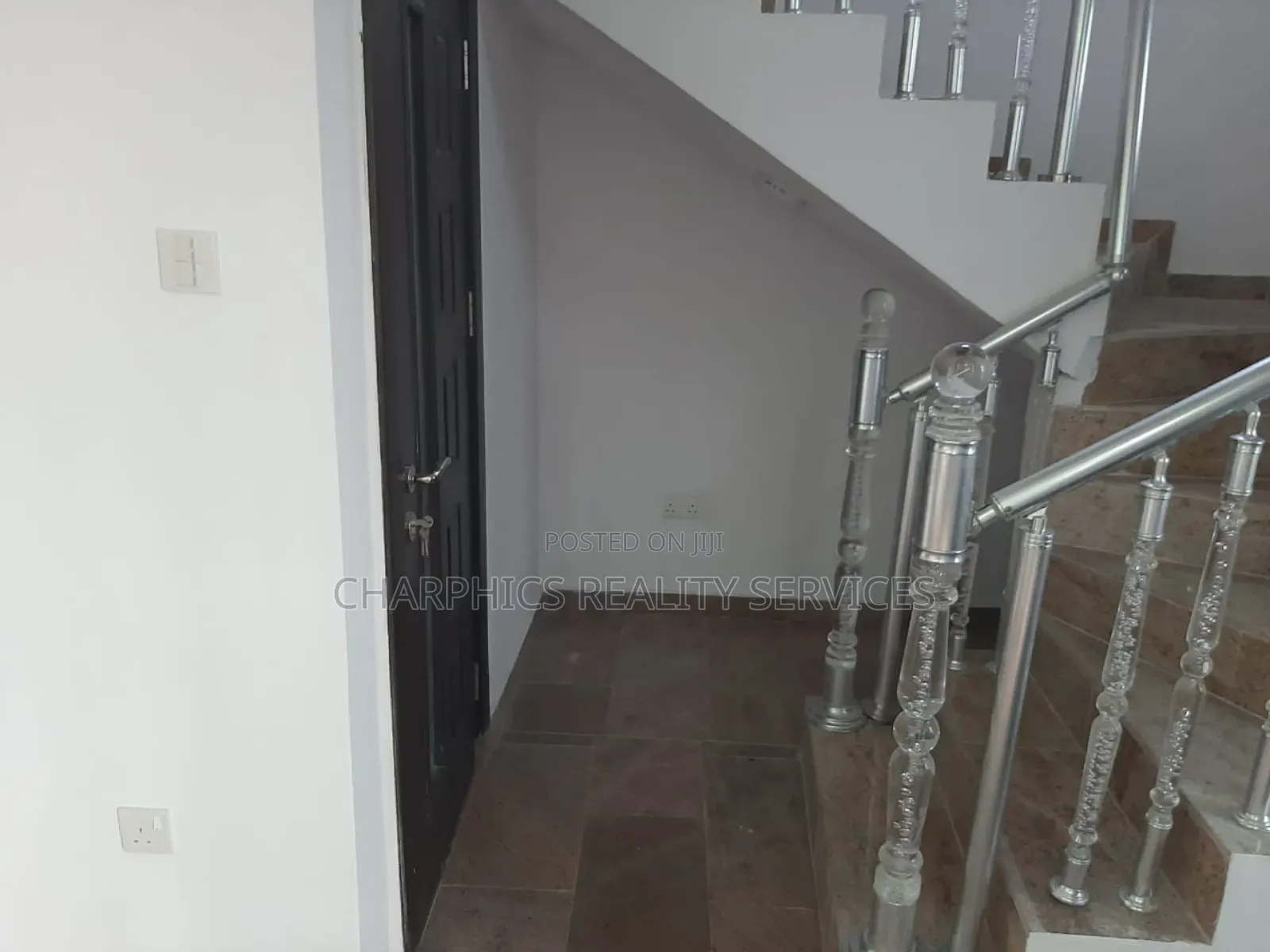 4bdrm House in Banana Island for sale in Banana Island