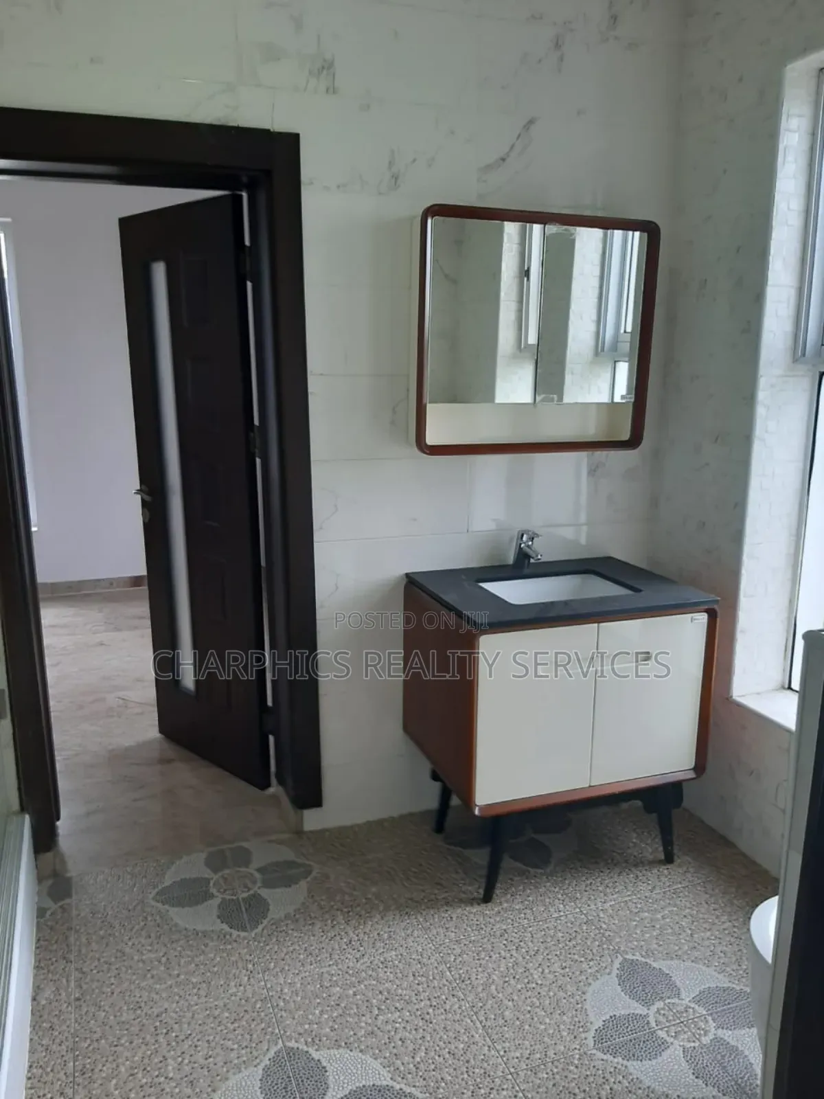 4bdrm House in Banana Island for sale in Banana Island