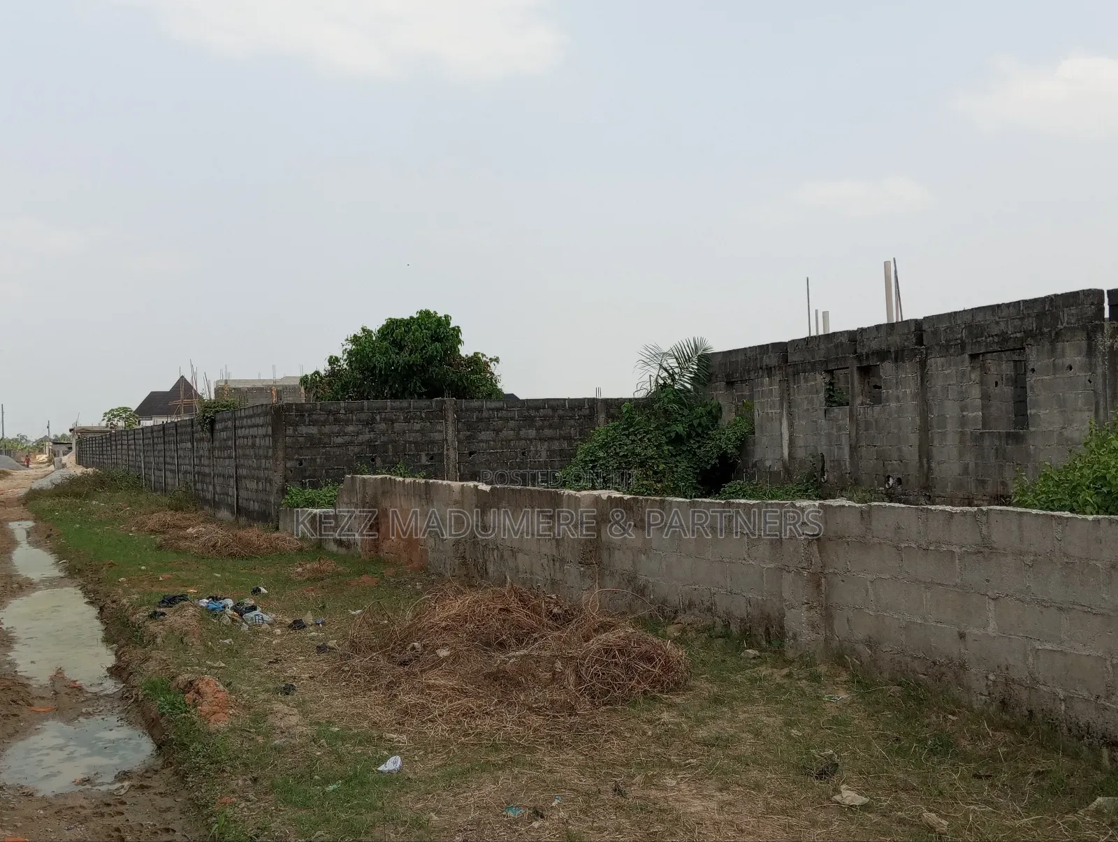 For Sale: 4 Fenced Land at Royal Est. Sar Rd, Rukpokwu,Ph in Port-Harcourt
