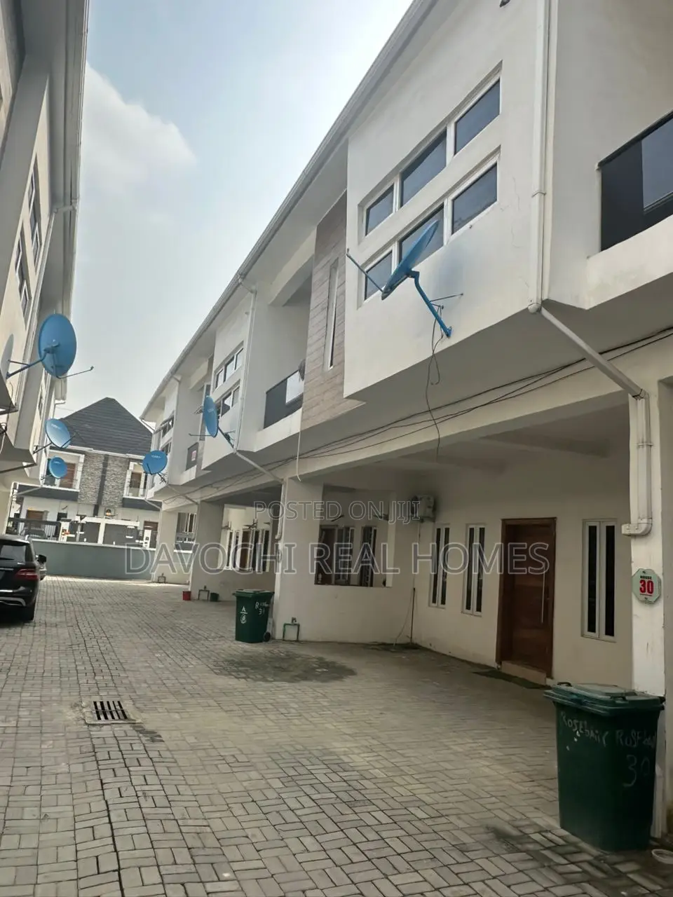 Furnished 4bdrm Duplex in Ikota for rent in Ikota