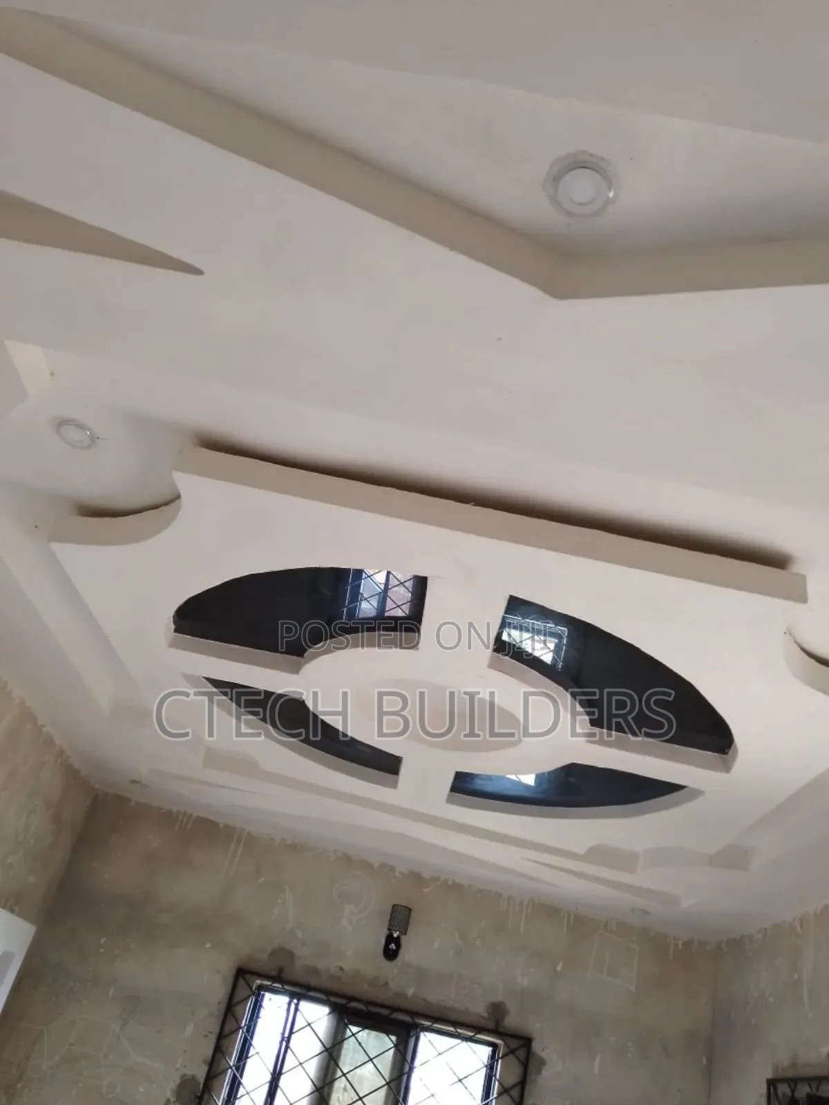 5bdrm Bungalow in Benin City for sale in Benin City