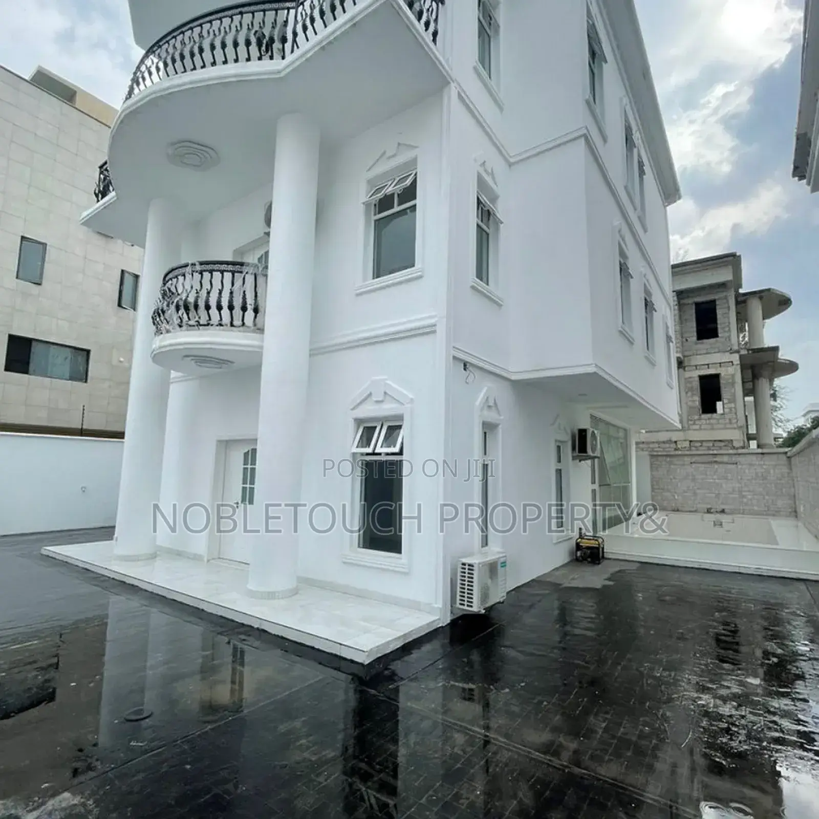 Furnished 4bdrm Duplex in Ikoyi Lagos, Banana Island for sale in Banana Island