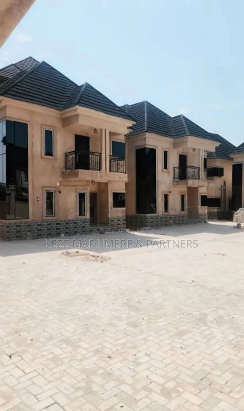 4bdrm Duplex in Near Imo State for sale in Owerri