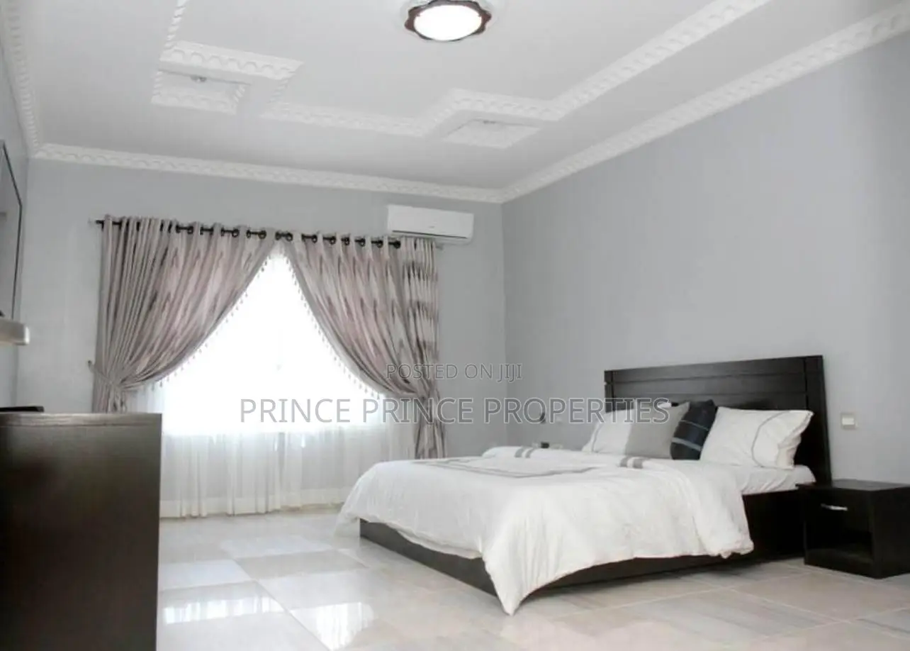 Furnished 17bdrm Apartment in Lekki for sale in Lekki