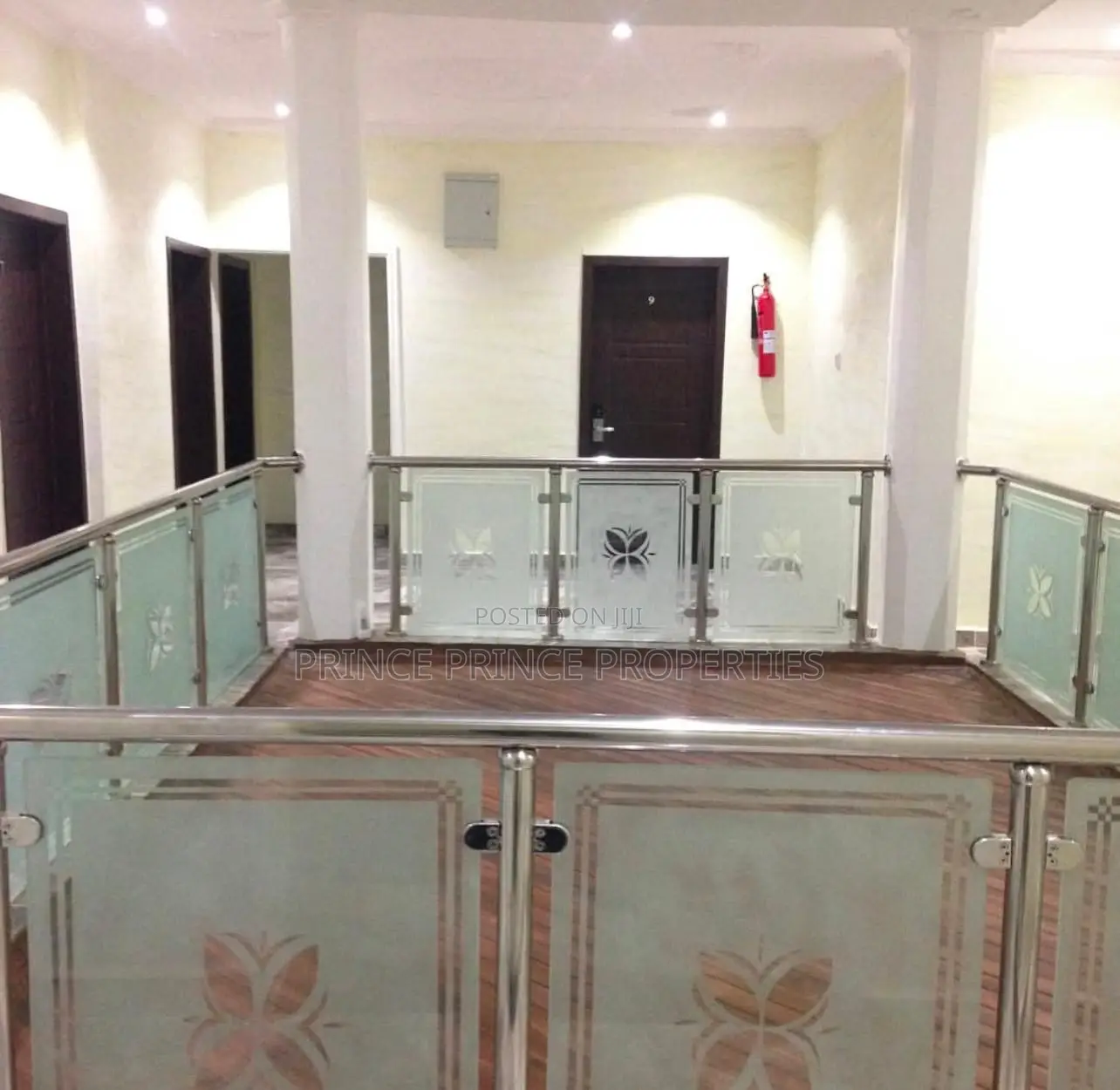 Furnished 17bdrm Apartment in Lekki for sale in Lekki