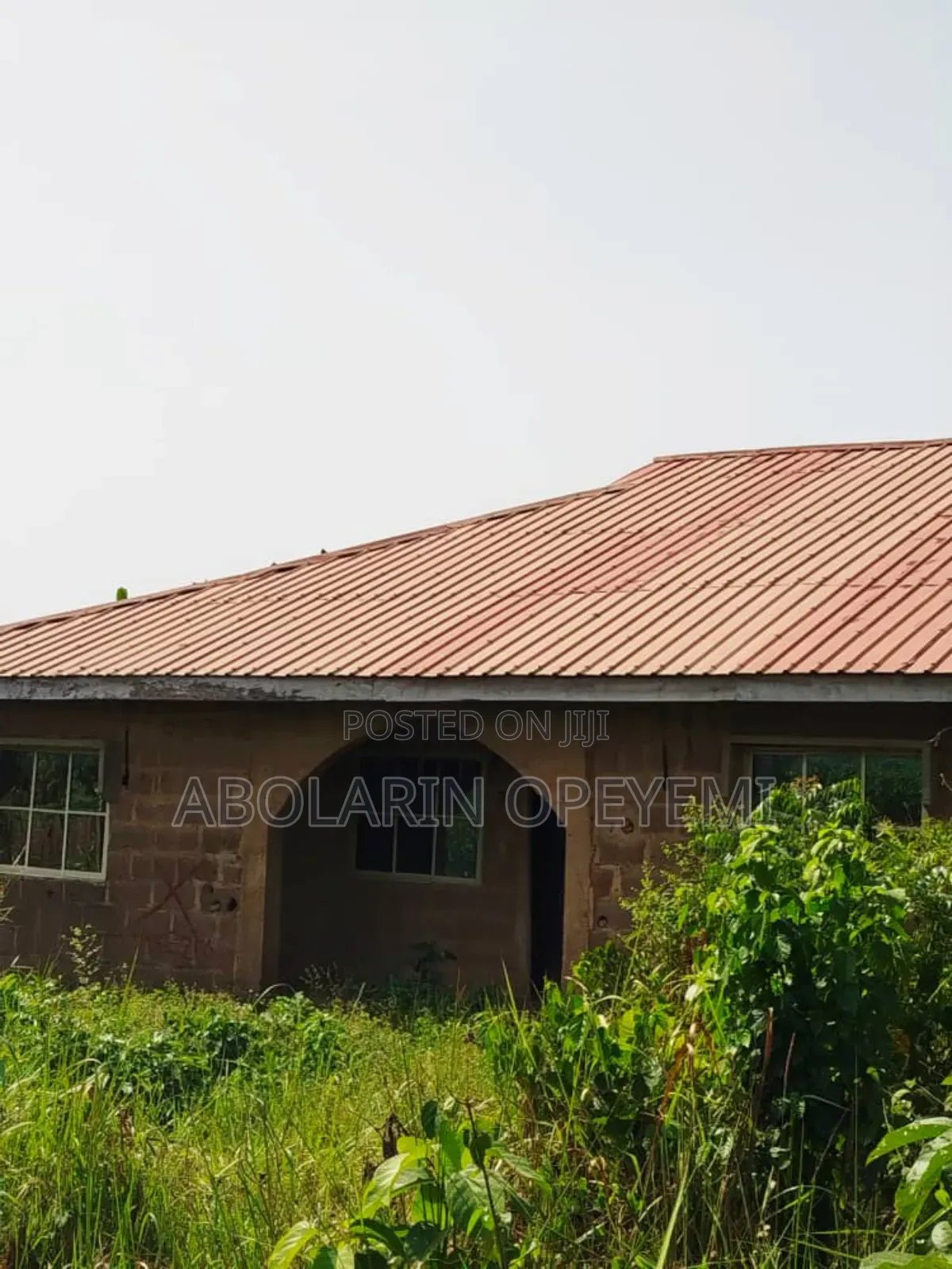 3bdrm Bungalow in Mercy Estate, Abeokuta South for sale in Abeokuta South