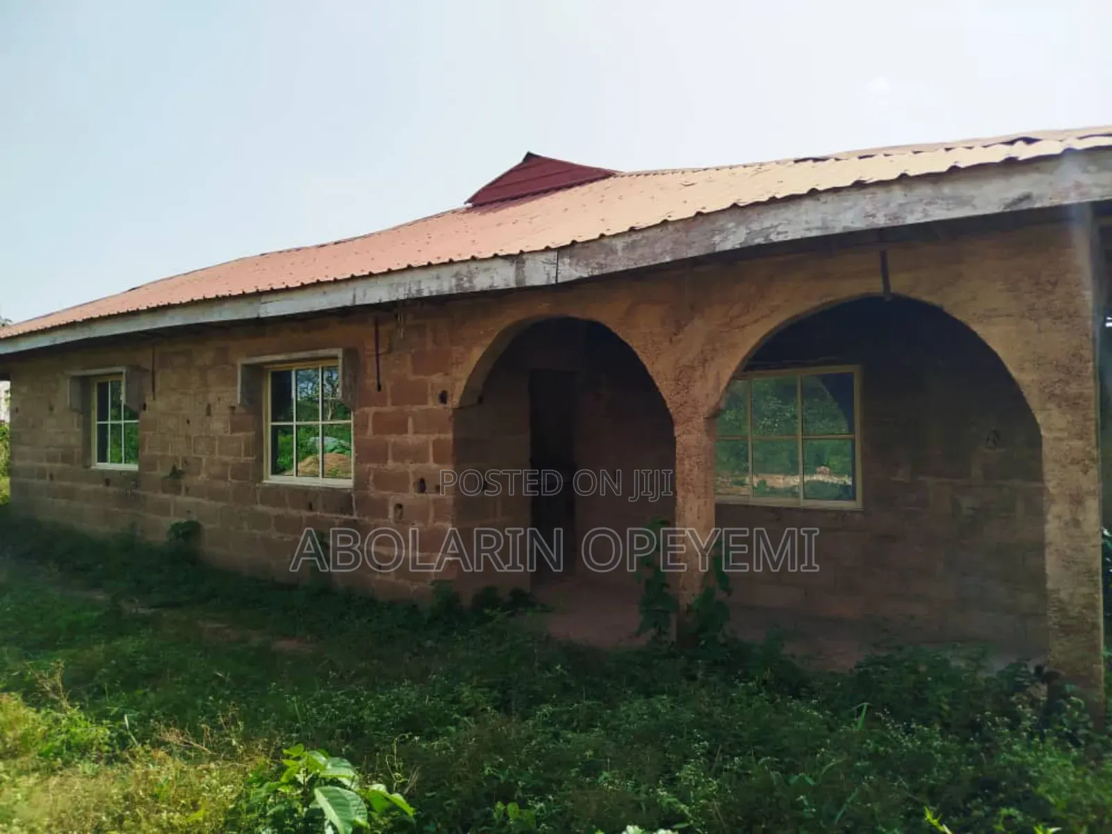 3bdrm Bungalow in Mercy Estate, Abeokuta South for sale in Abeokuta South