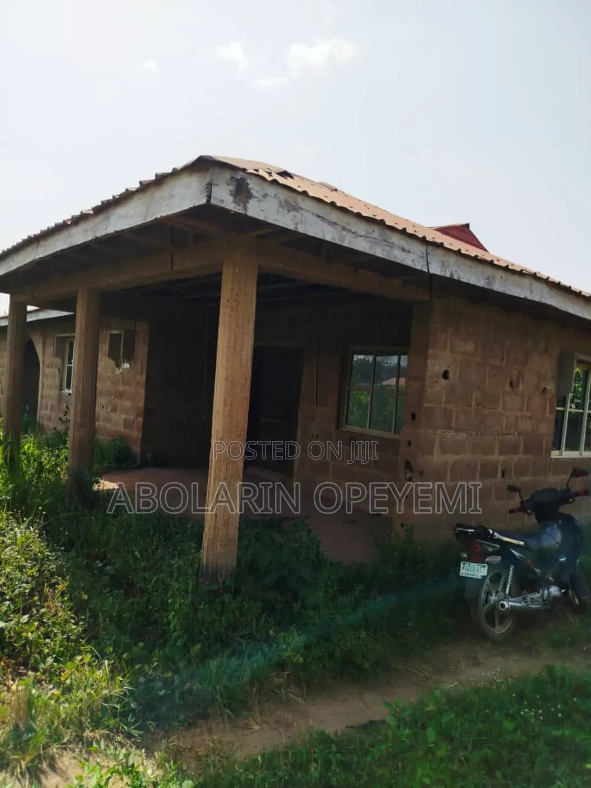 3bdrm Bungalow in Mercy Estate, Abeokuta South for sale in Abeokuta South