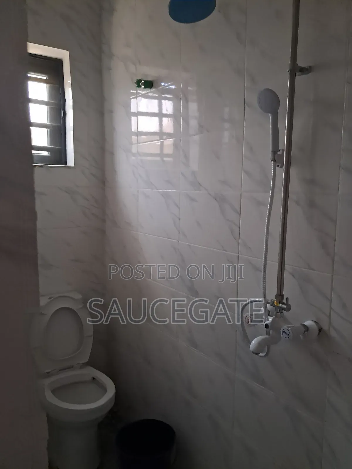 Mini Flat in Diamond Estate, Abule Ado for rent in Abule Ado