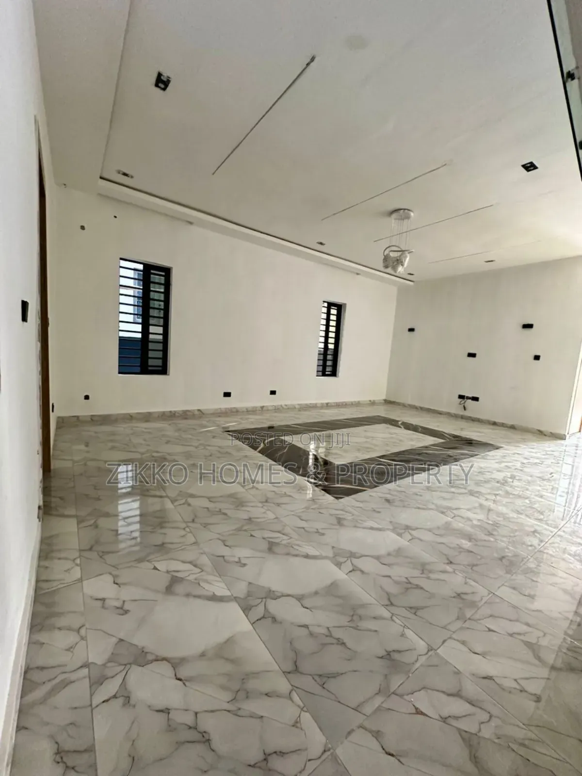4bdrm Duplex In Ajah For Sale in Ajah