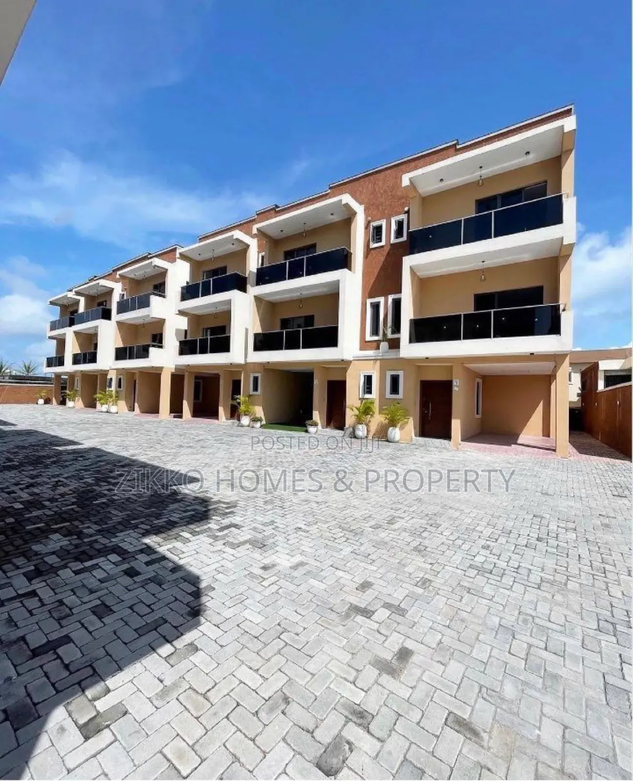 4bdrm Townhouse/Terrace in Lekki for sale in Lekki