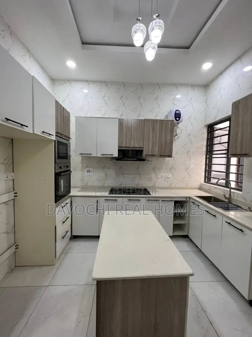 Furnished 4bdrm Duplex in Orchid Road, Lekki Phase 1 for rent in Lekki Phase 1