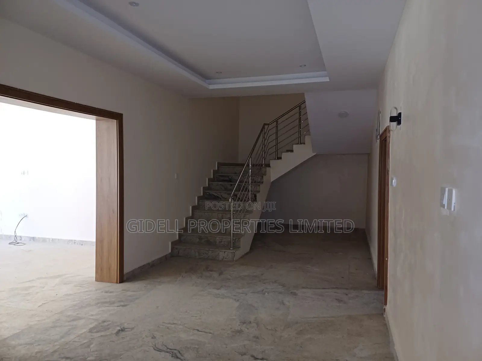 5bdrm Townhouse / Terrace in Wuye for rent in Wuye