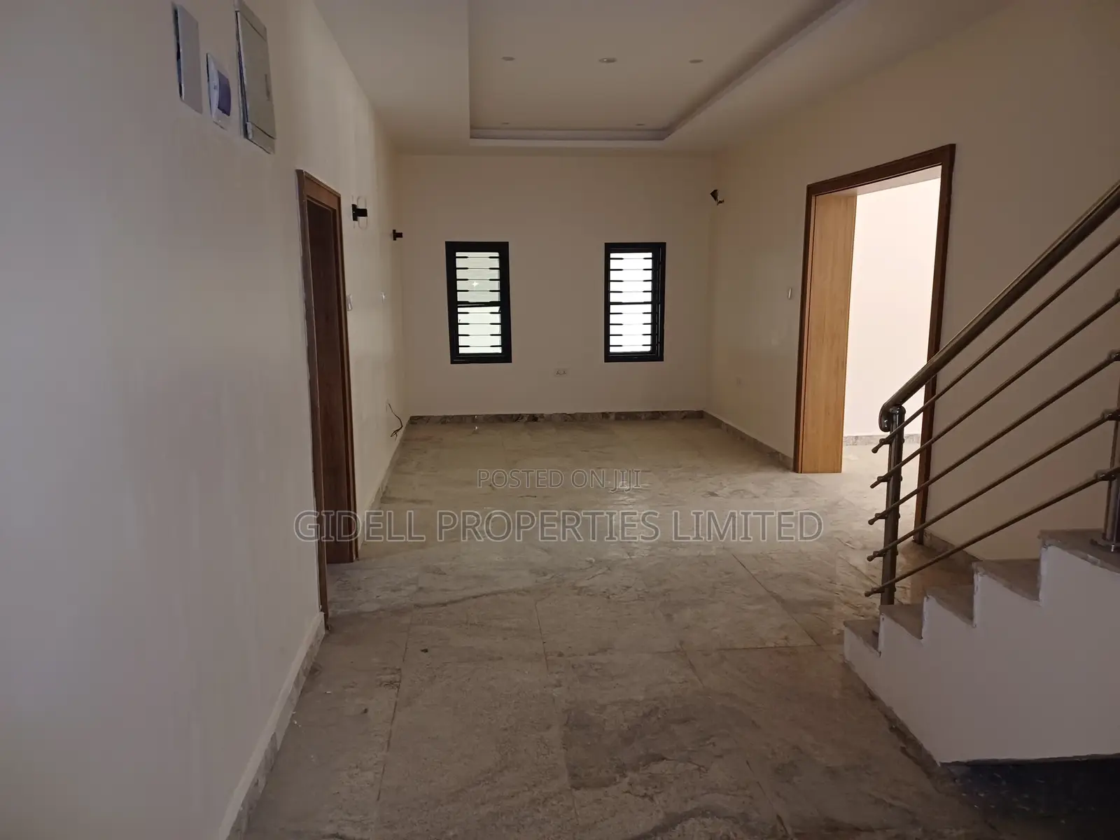 5bdrm Townhouse / Terrace in Wuye for rent in Wuye