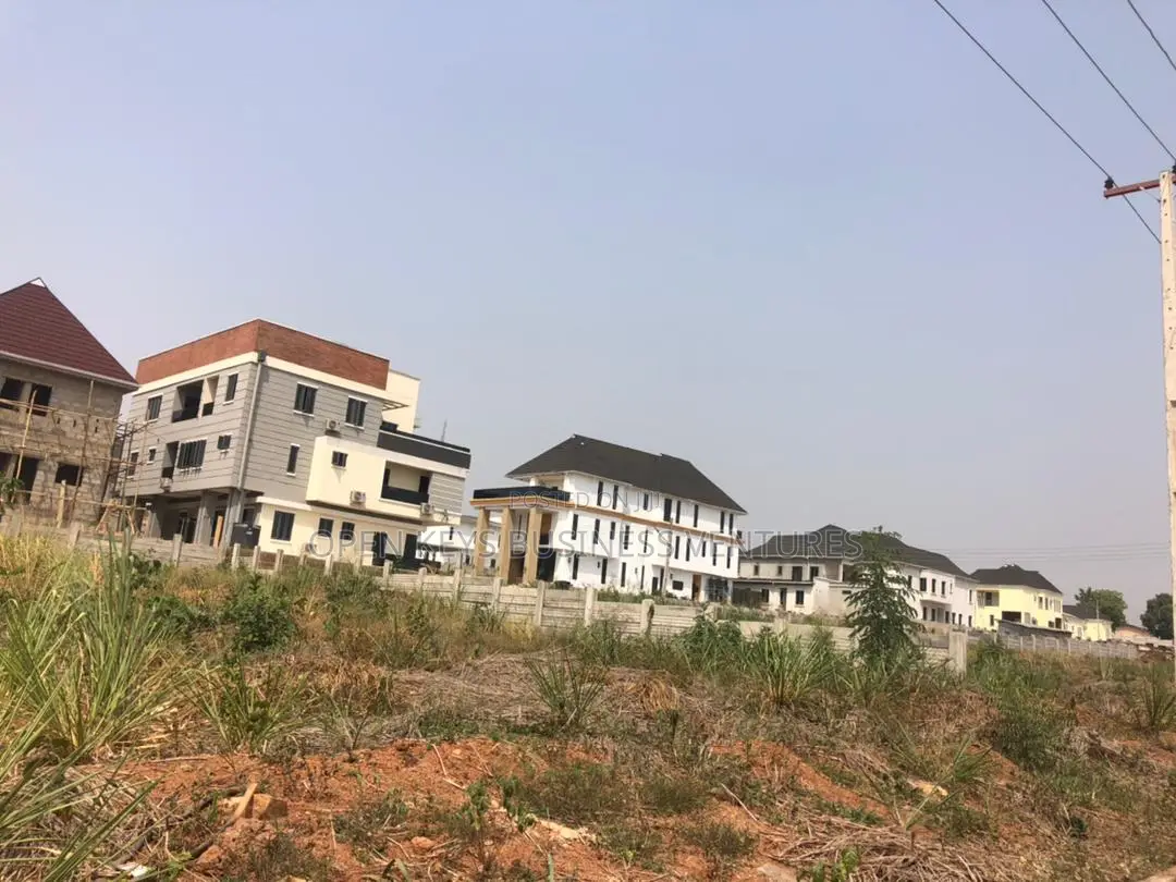 1000sqm of Land in Basorun