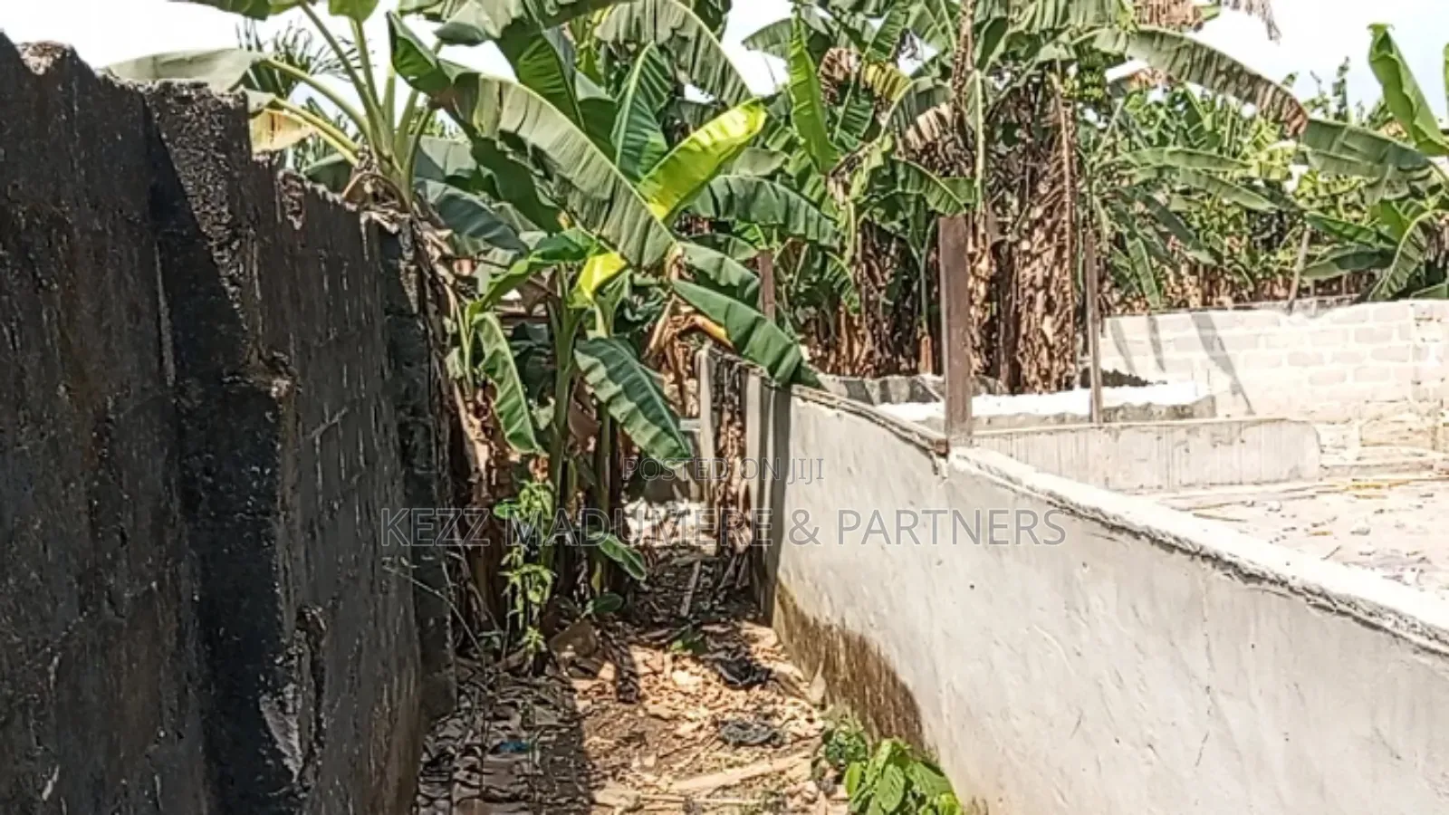 For Sale : 450 SQMTS at Cedarwood Estate, Off Sars Road, Ph in Port-Harcourt