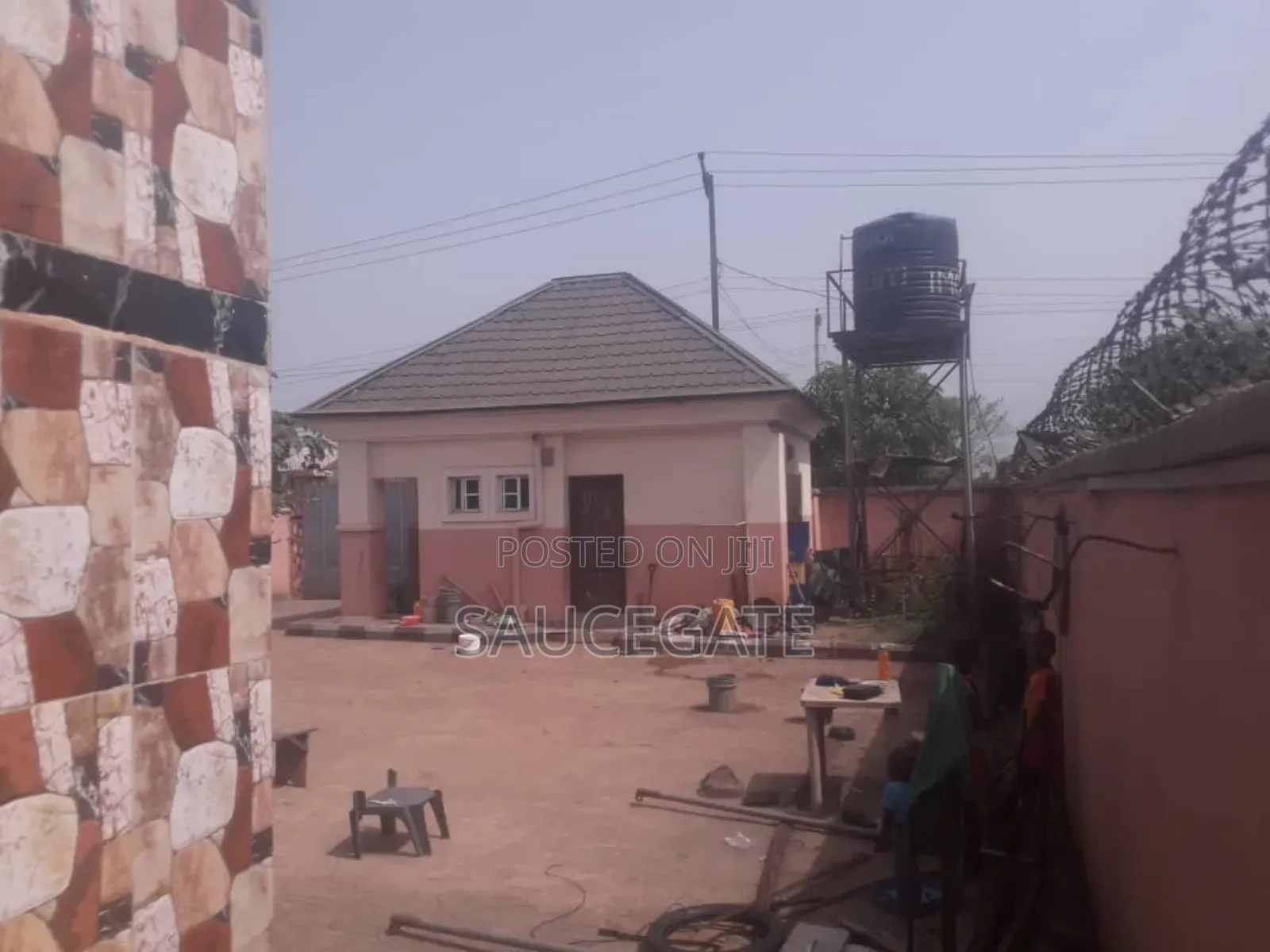 4bdrm Bungalow in Amansea, Awka for sale in Awka