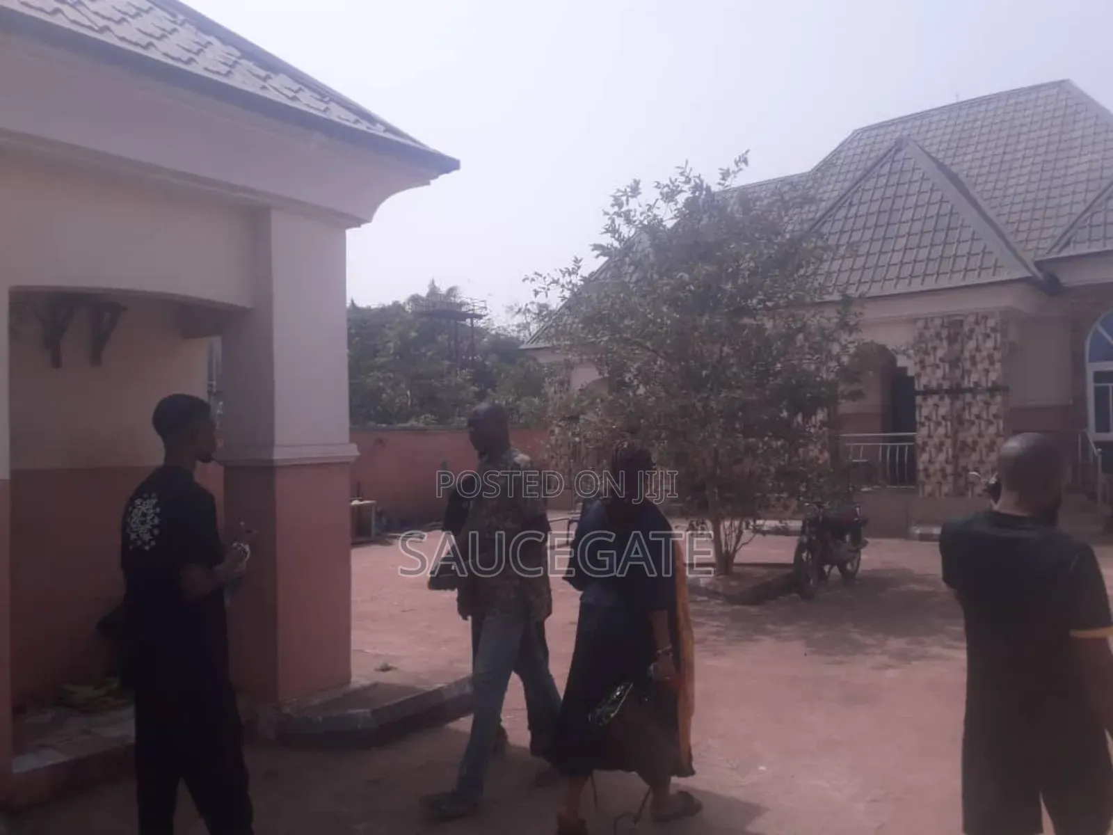 4bdrm Bungalow in Amansea, Awka for sale in Awka