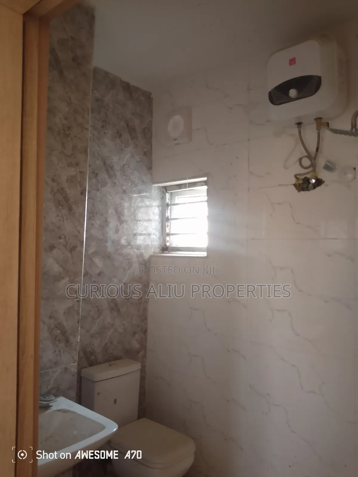3bdrm Block of Flats in Salis Court, Jabi for rent in Jabi