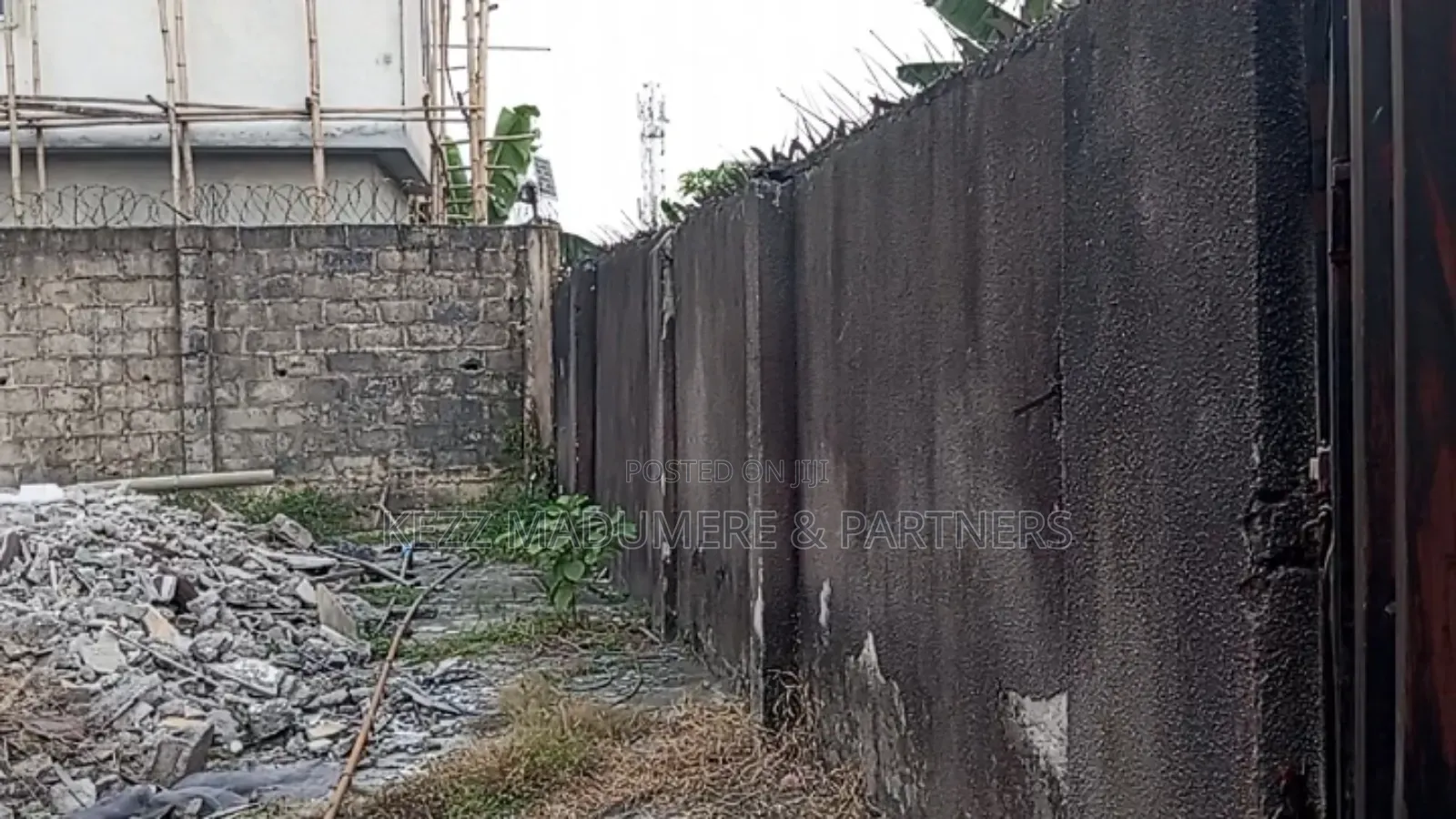 For Sale : Almost 1 Plot, Back of Salvation Ministries , Gra in Port-Harcourt