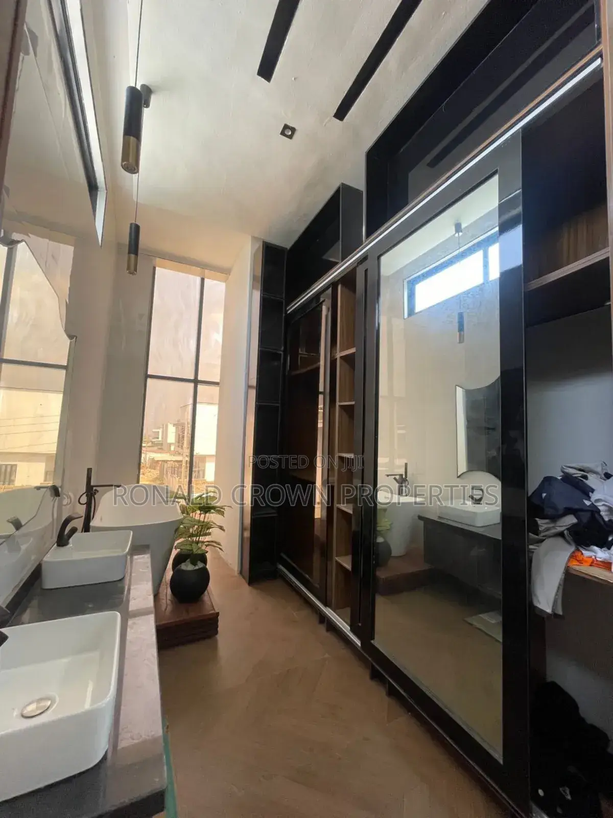 5bdrm Duplex in Ado / Ajah for sale in Ado / Ajah