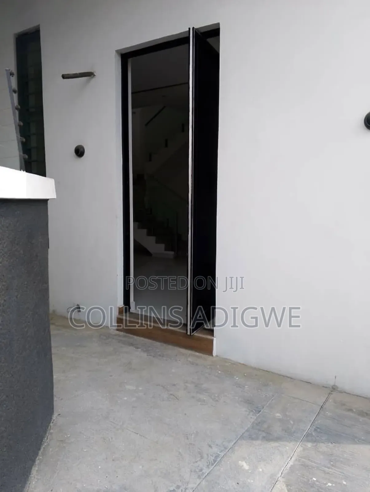 4bdrm Duplex in Chevron for rent in Chevron