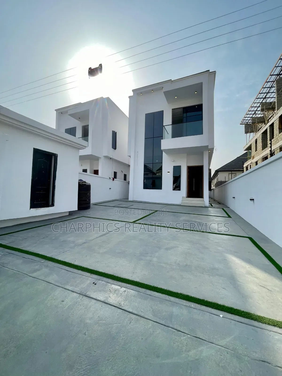 5bdrm Duplex in Osapa london for sale in Osapa london
