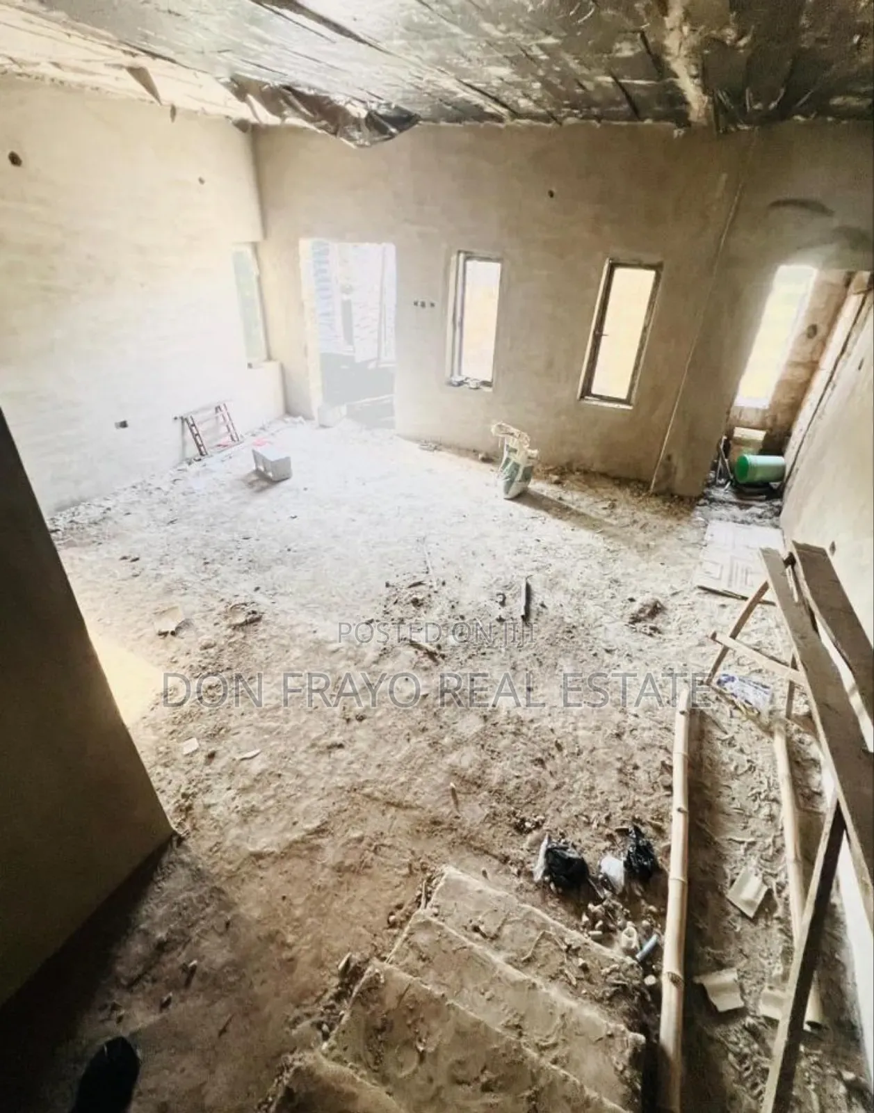 5bdrm Duplex In Eleyele Estate For Sale in Eleyele