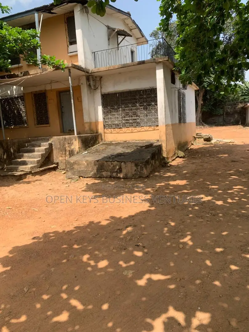 1900sqm Commercial Land in Bodija