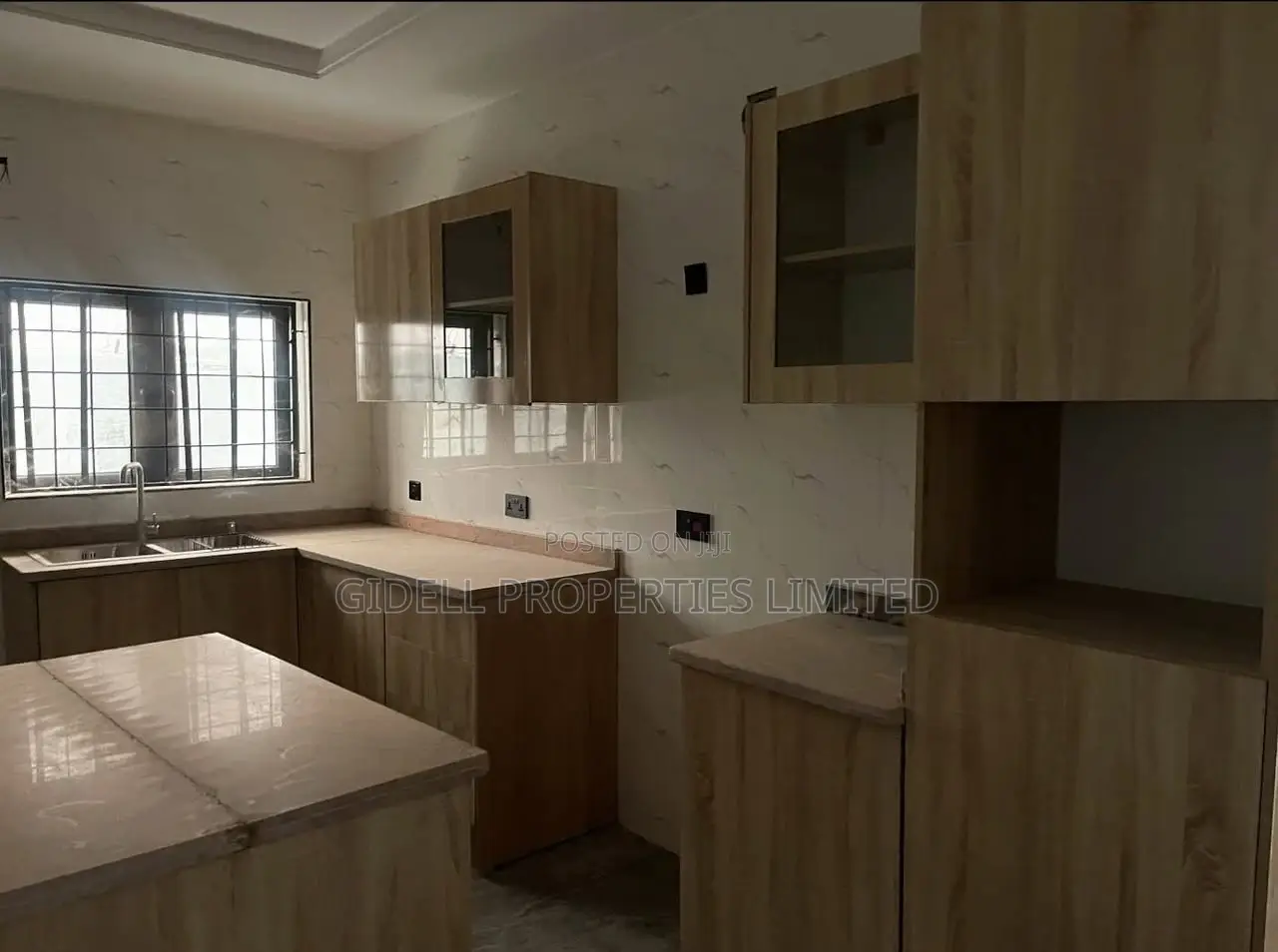 4bdrm Townhouse/Terrace in Guzape District for sale in Guzape District