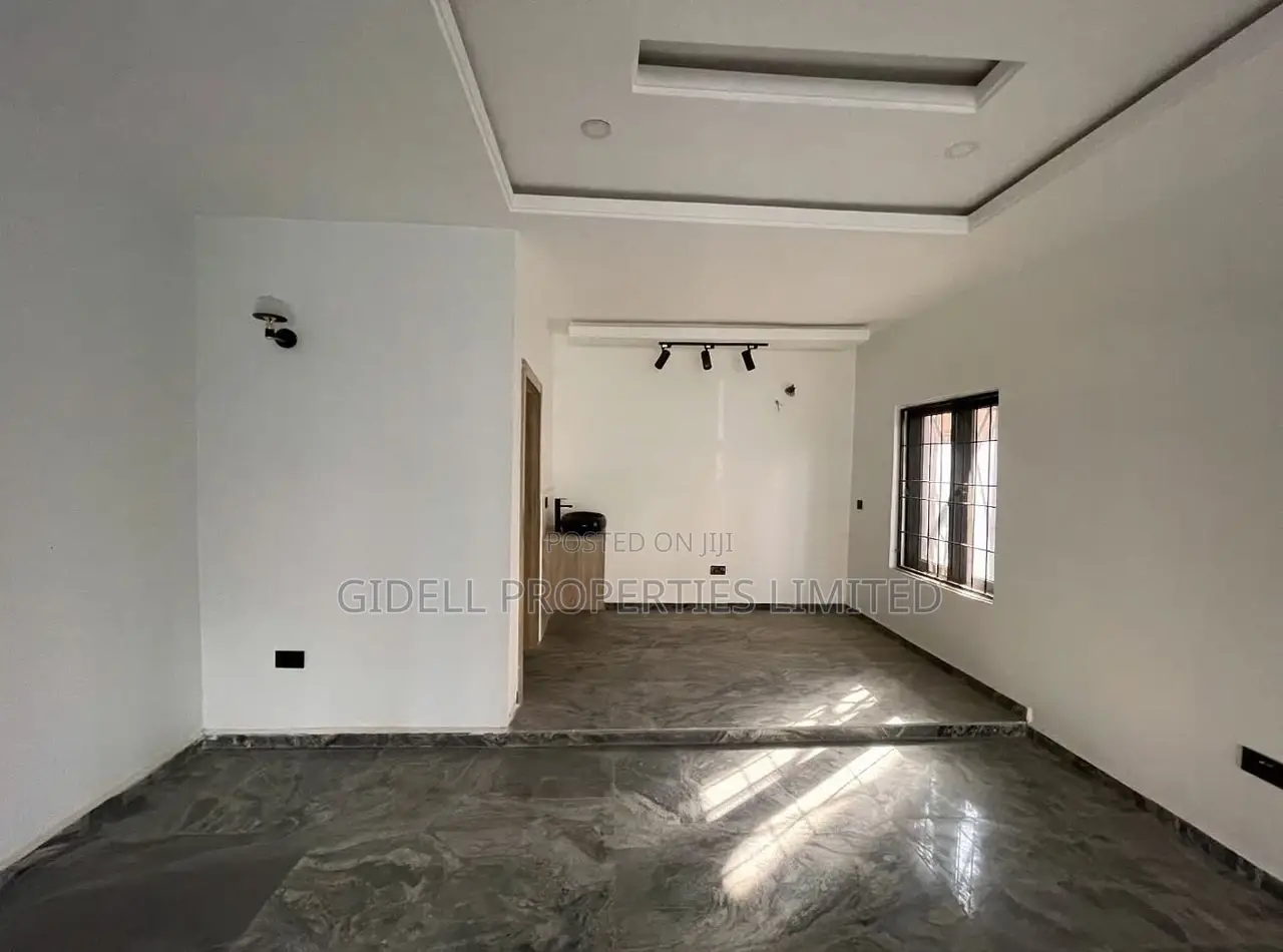 4bdrm Townhouse/Terrace in Guzape District for sale in Guzape District
