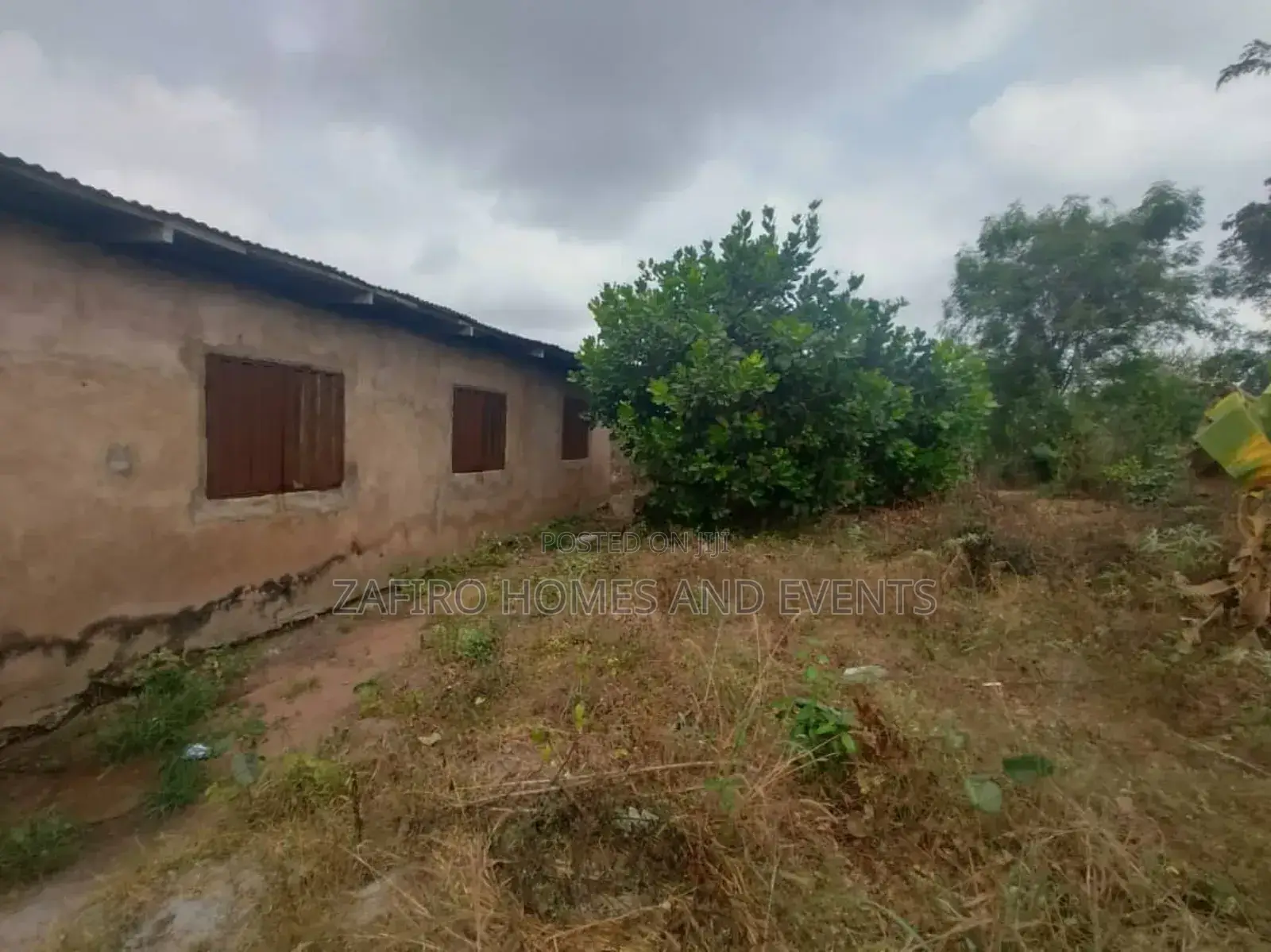 30 Acres of Farmland Near Ido-Eruwa Road Sales in Ibadan