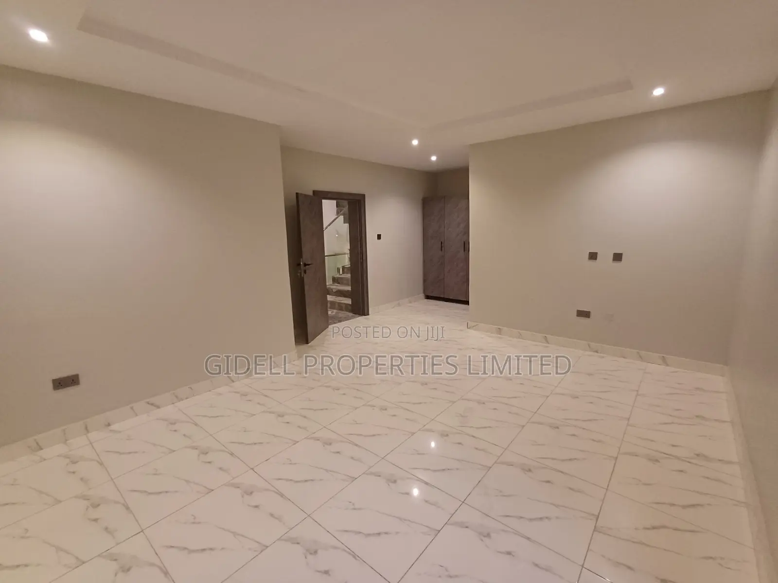 4bdrm Townhouse/Terrace in Zone 7 / Wuse for sale in Zone 7 / Wuse
